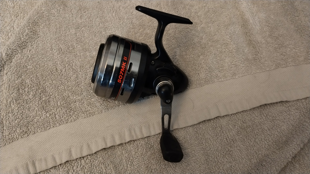 Abu Garcia 507 MK II Closed Face Reel Excellent + Spare Spools & Padded Bag