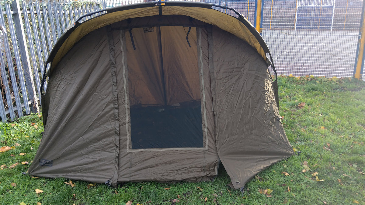 Fox EOS 2 Man Carp Fishing Bivvy with Pegs & Groundsheets Barely Used