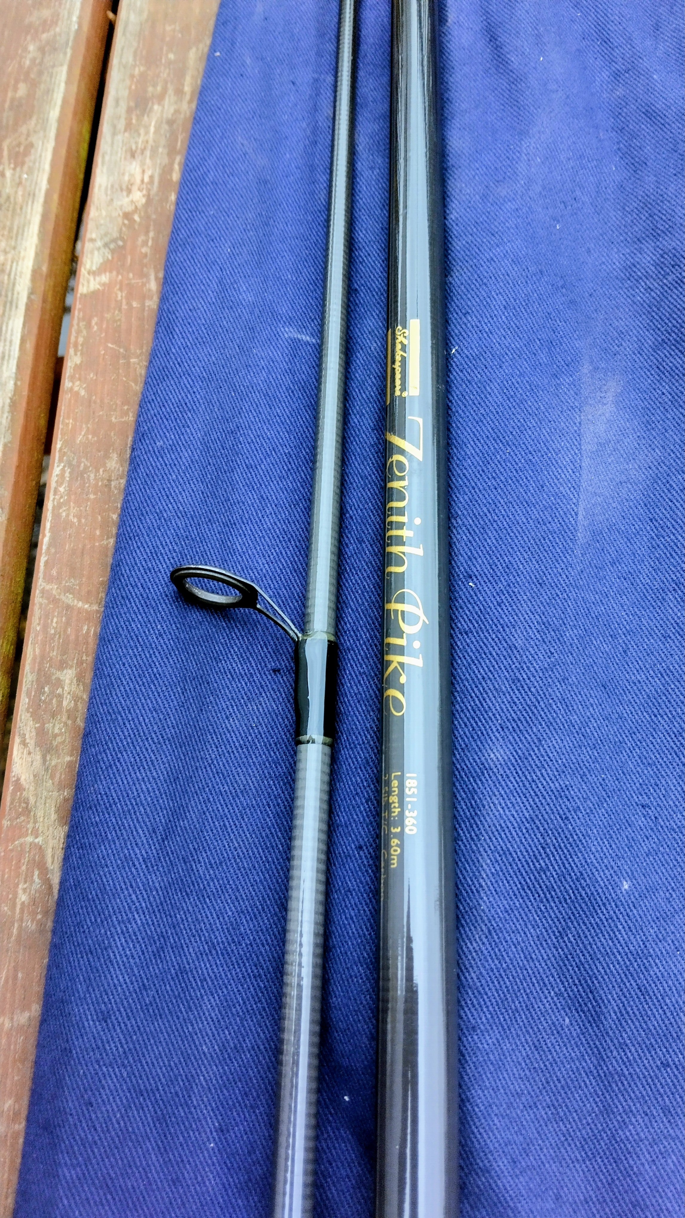 Shakespeare Zenith 12ft Pike Rod 2.5lb TC Deadbait Fishing Rod Classic Condition