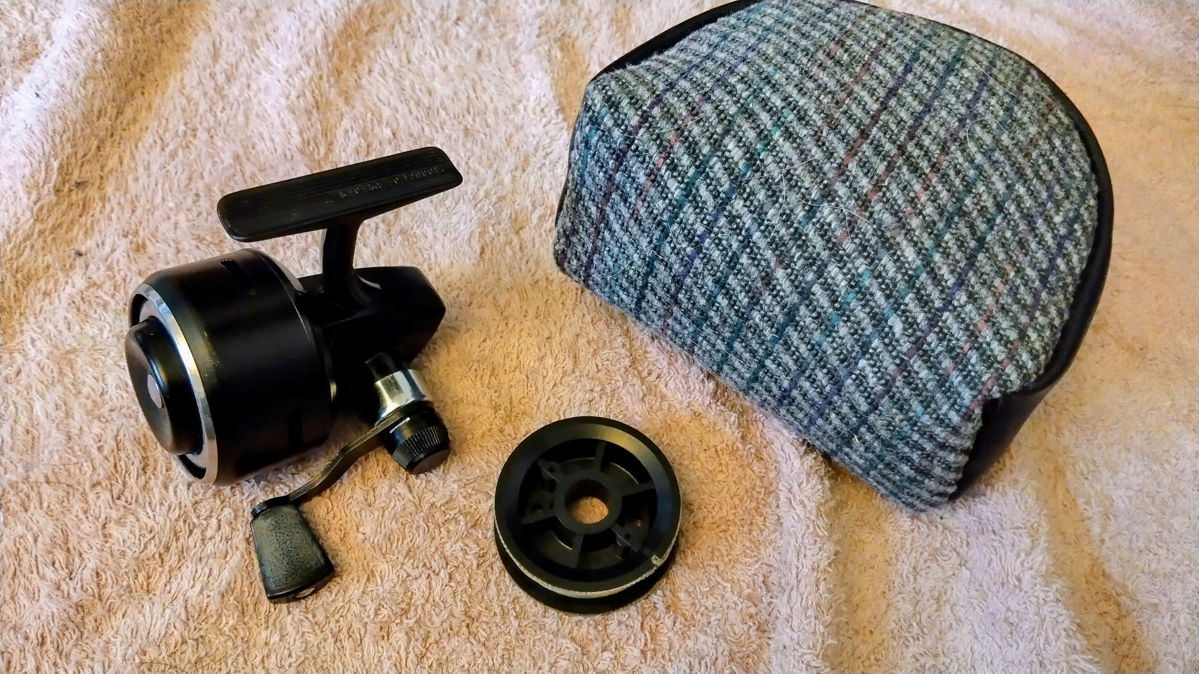 Abu 501 Closed Face Match Reel Spare Spool Padded Case Vintage Float Trotting