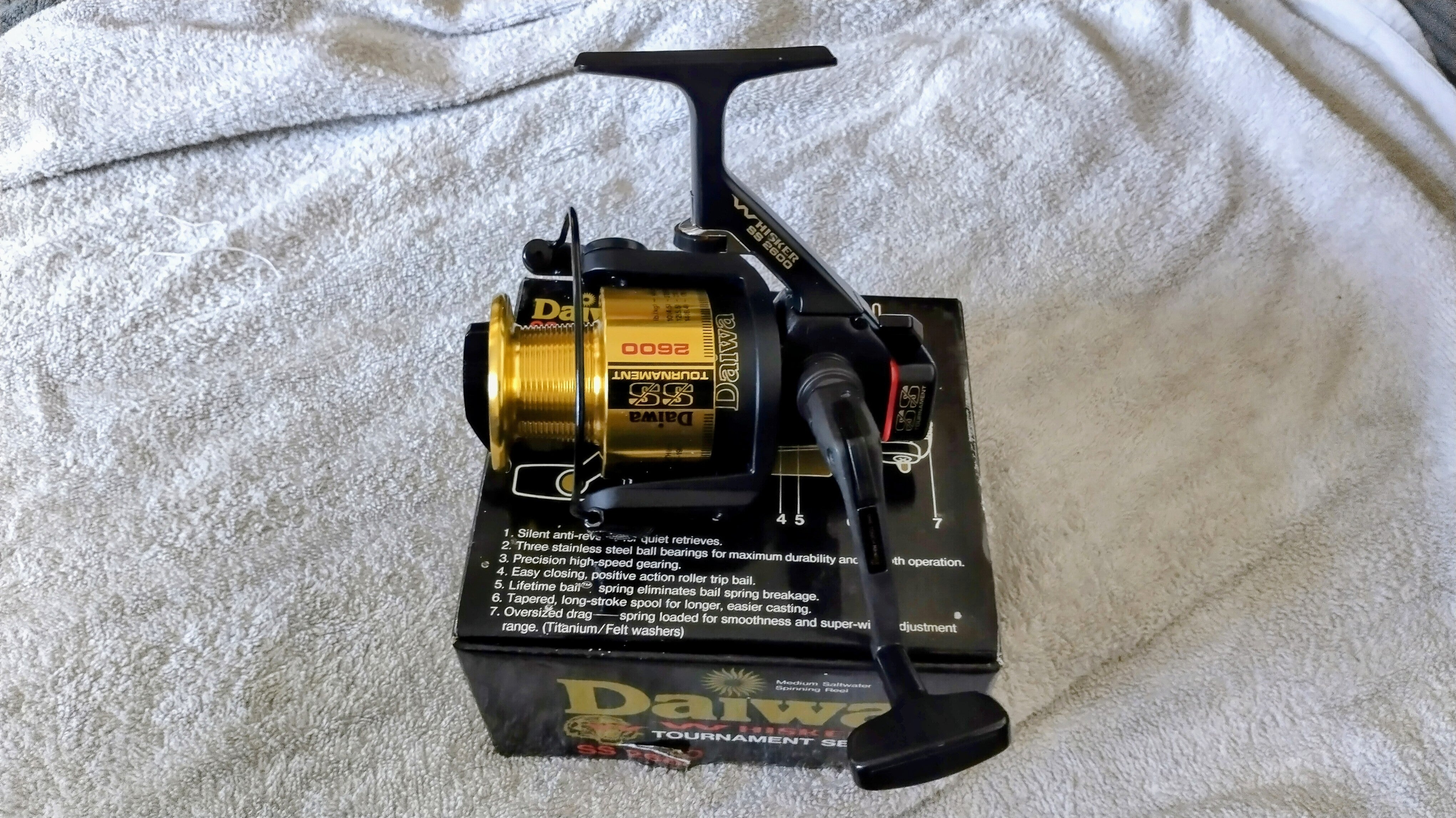 Daiwa Whisker Tournament SS2600 Reel - Boxed & Original Paperwork - Mint