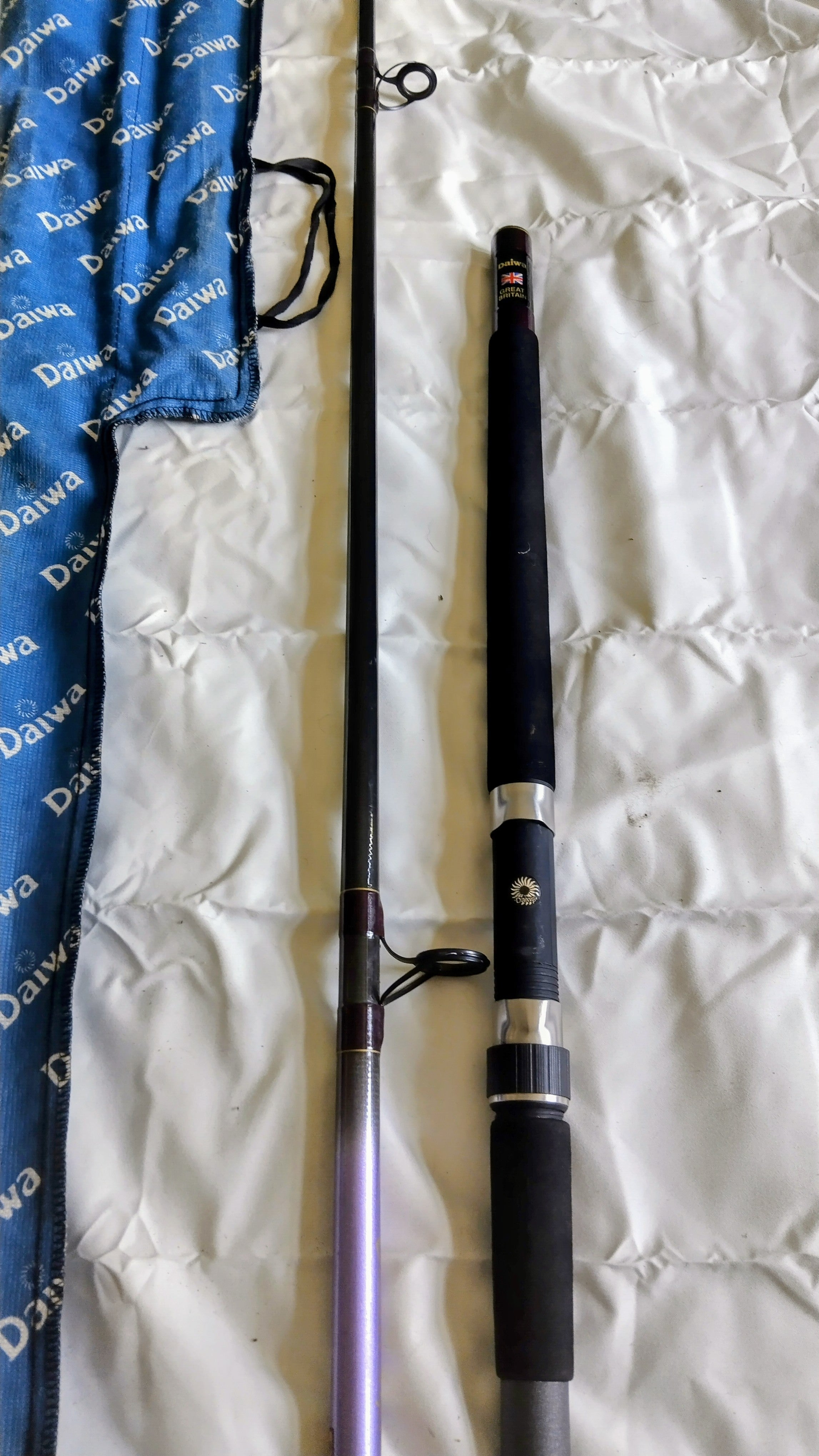 Daiwa Carbon Cruiser Uptide Rod 9ft 6in 4-10oz Sea Fishing Boat Rod Bag CCU410