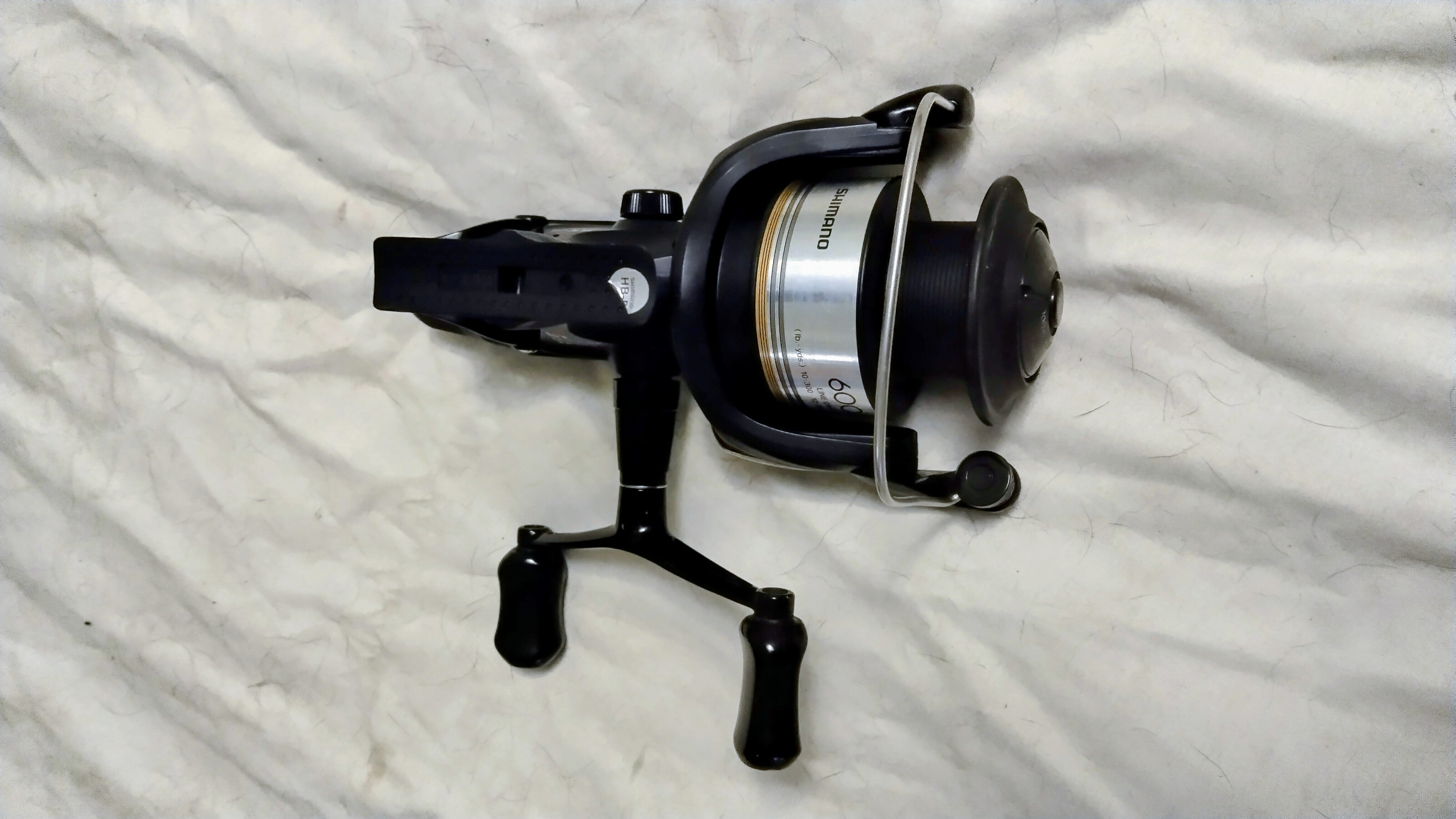 Shimano Baitrunner ST6000RA Baitrunner Reel + Shimano Tribal Pouch - Superb!