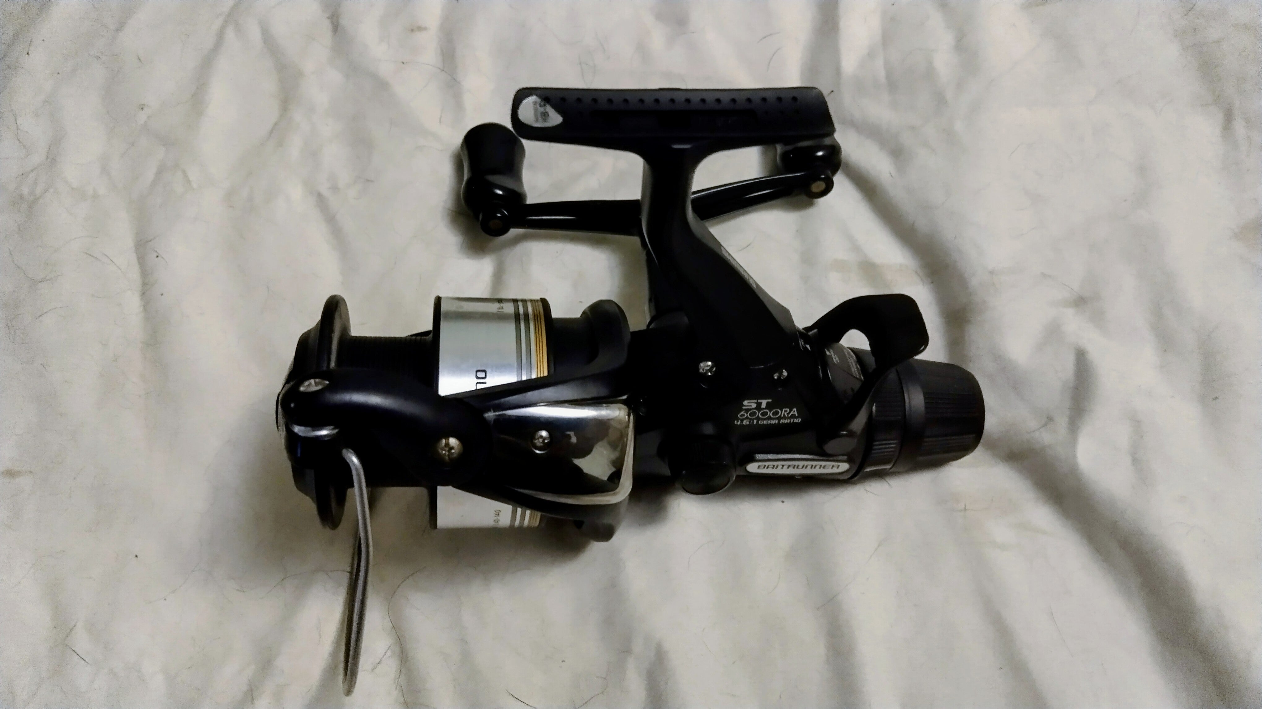 Shimano Baitrunner ST6000RA Baitrunner Reel + Shimano Tribal Pouch - Superb!