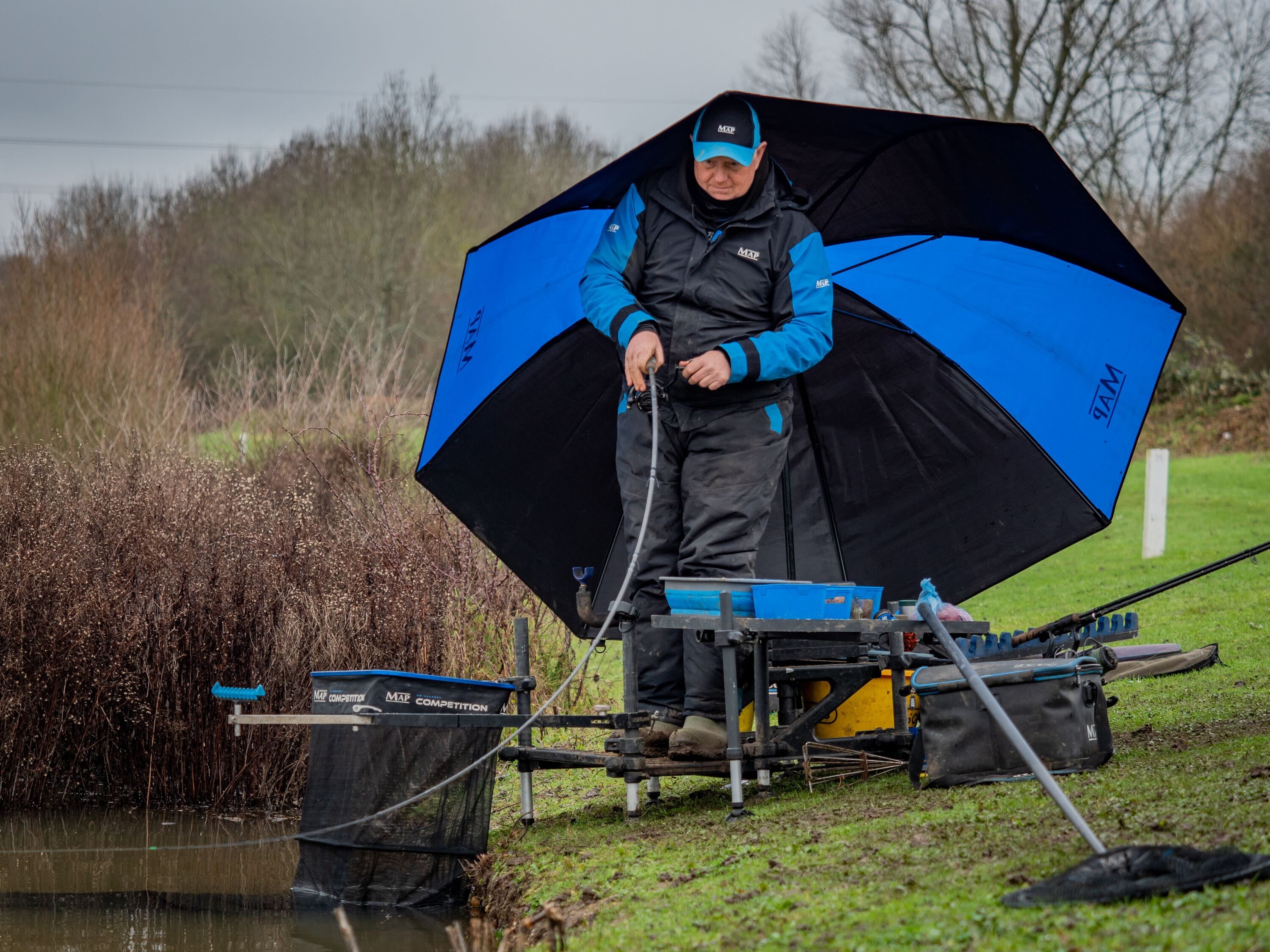 MAP 50 Inch Nubrolli Umbrella Coarse Fishing Shelter Waterproof Brolly