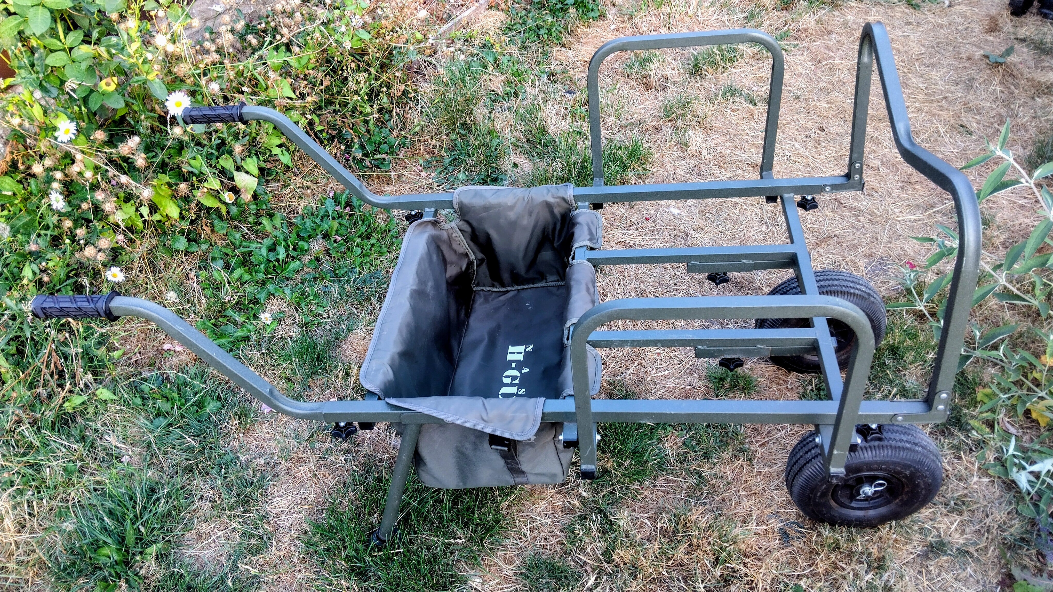 Nash HGun 2 Wheel Carp Fishing Barrow Excellent Condition Foldable Transport Cart