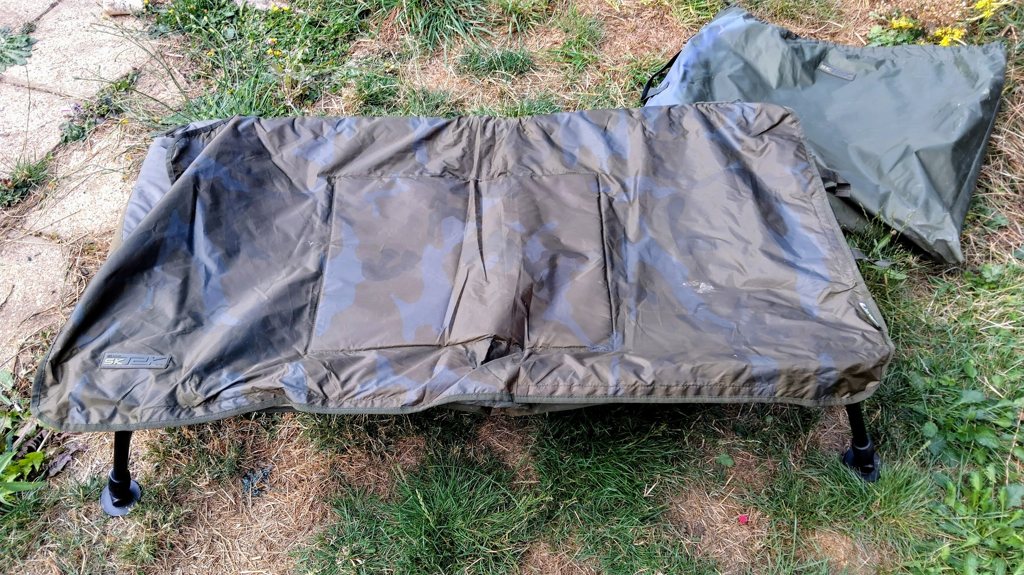 Sonik SK-TEK Carp Cradle Unhooking Mat Padded Fish Care Protection