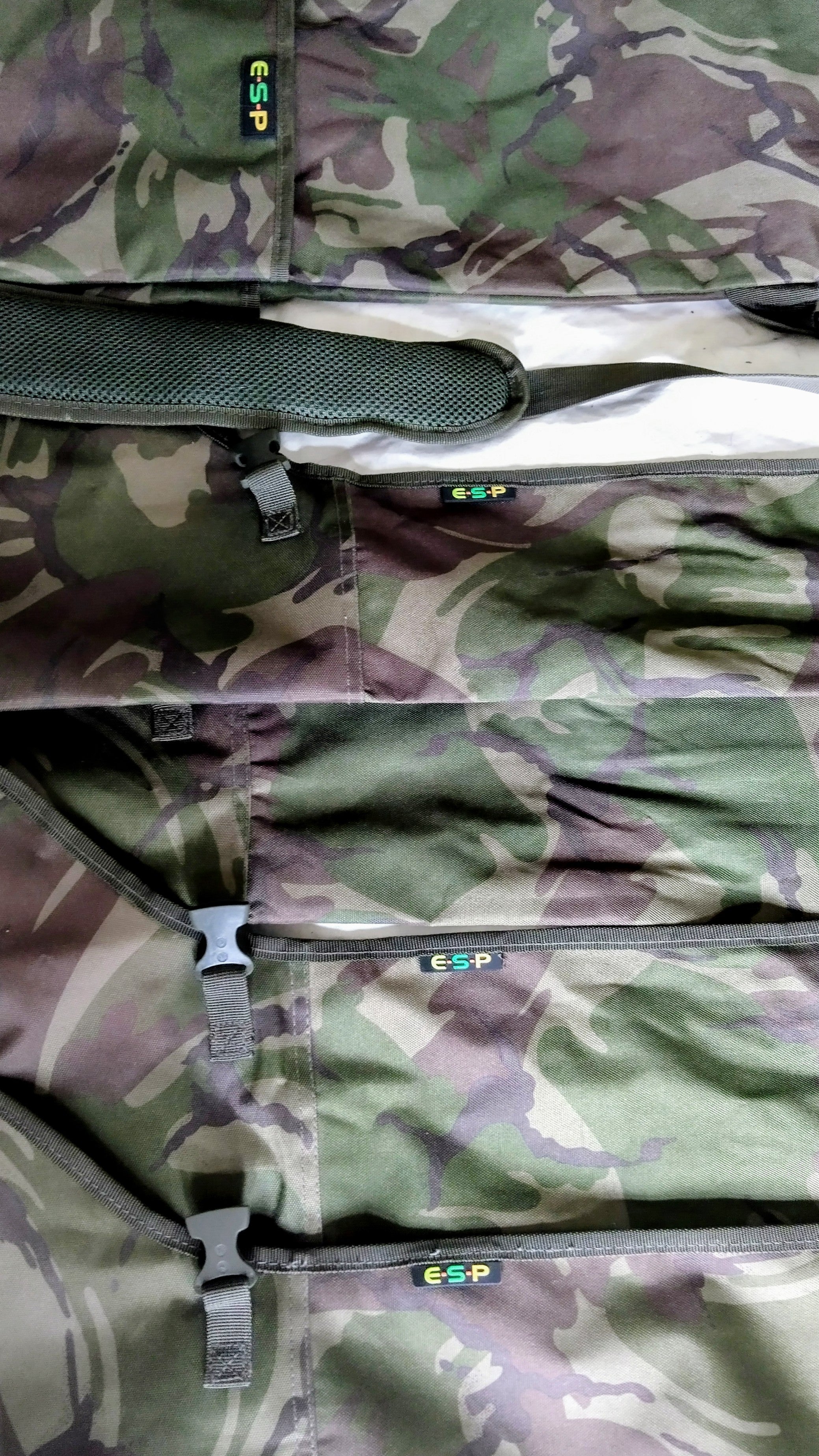 ESP Carp Fishing Rod Holdall Set - 12ft Quiver & 4 x Sleeves - Excellent Condition