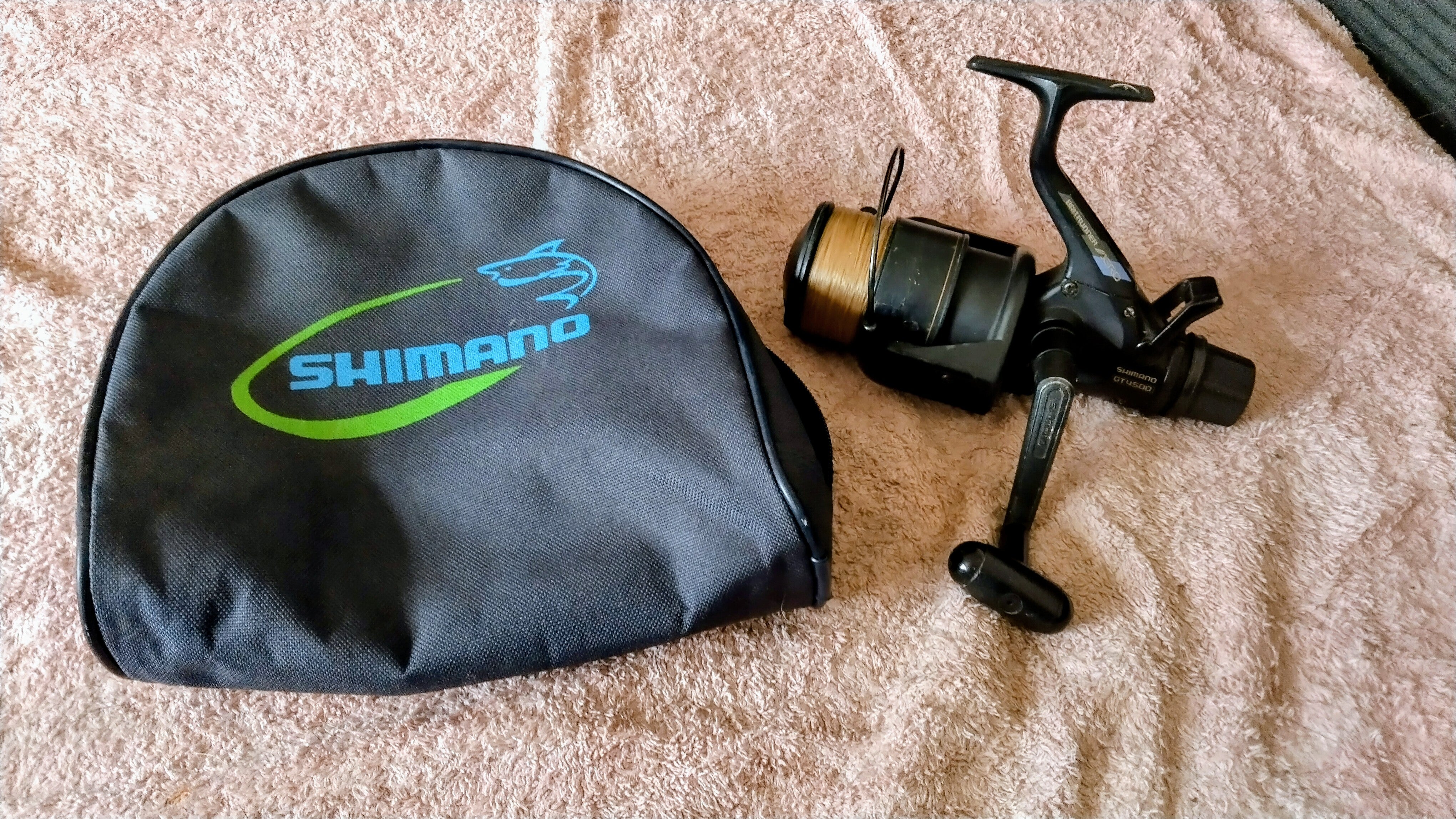 Shimano Aero 4500GT Baitrunner Reel with Original Case - Used Working Order
