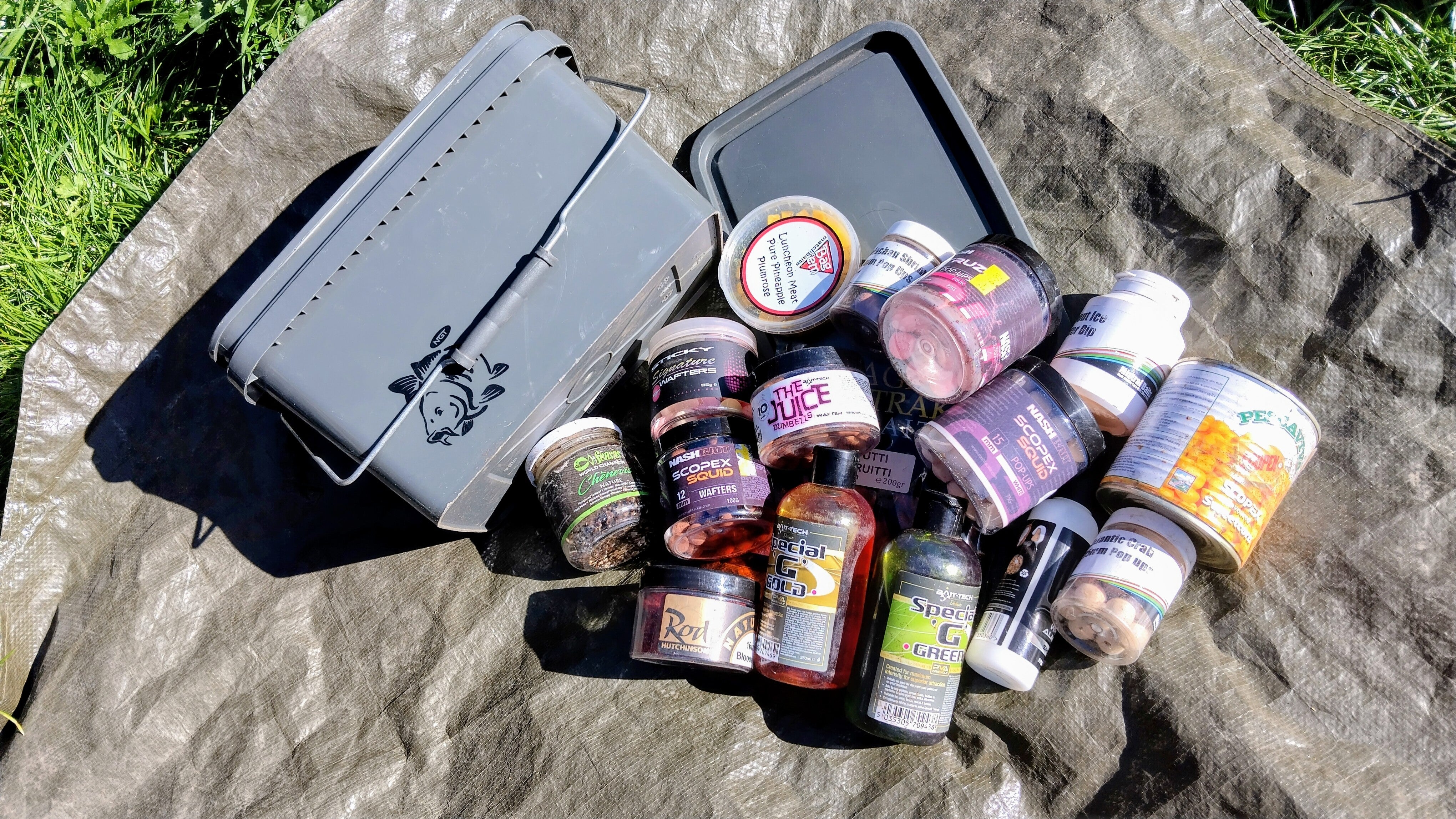 Job Lot Carp Specimen Fishing Baits - Mixed Brands, Pop-Ups, Liquids & Bucket