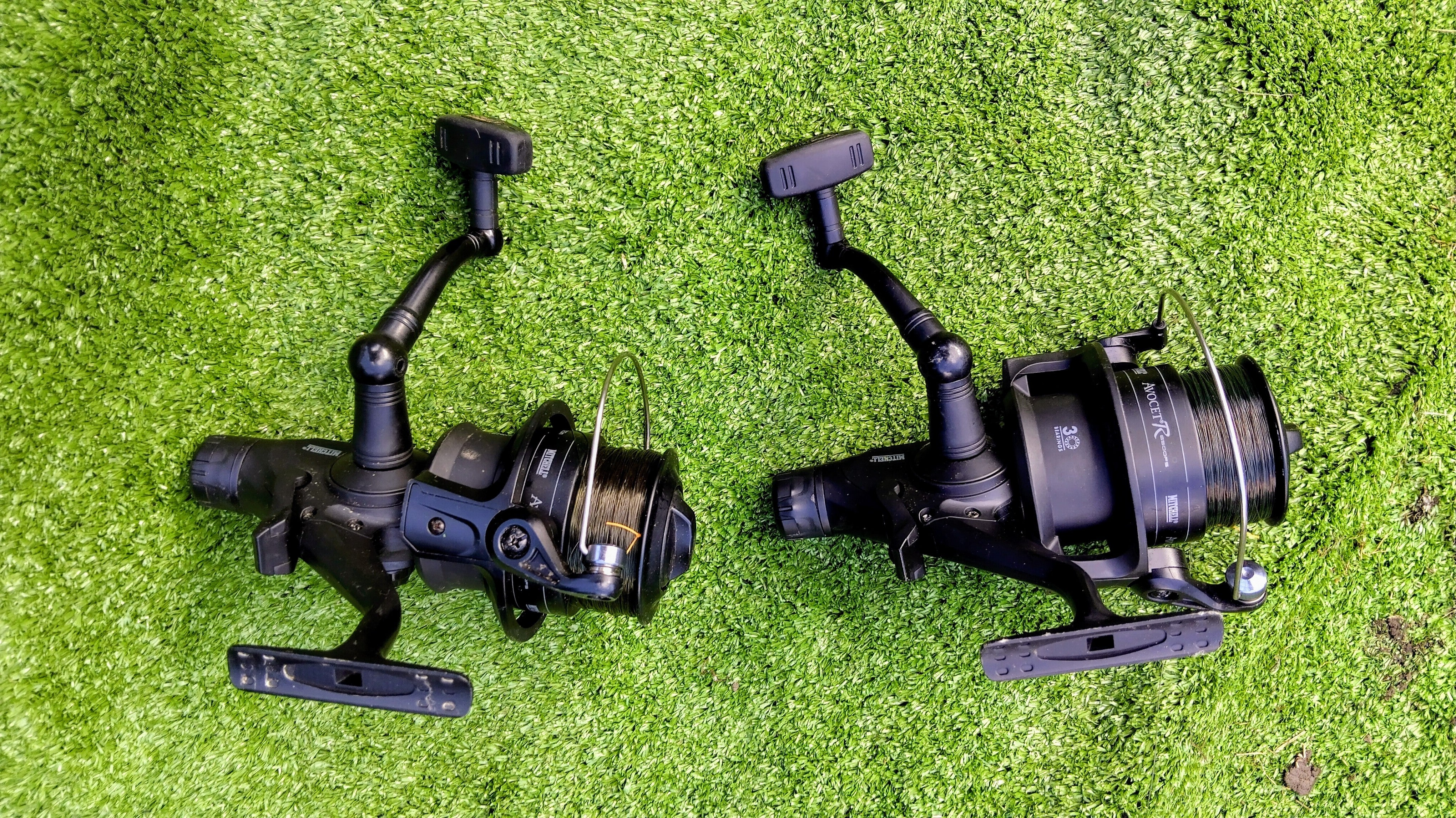 Pair Mitchell Avocet Black Edition 6500 FS RTE Freespool Reels Carp Coarse Fishing