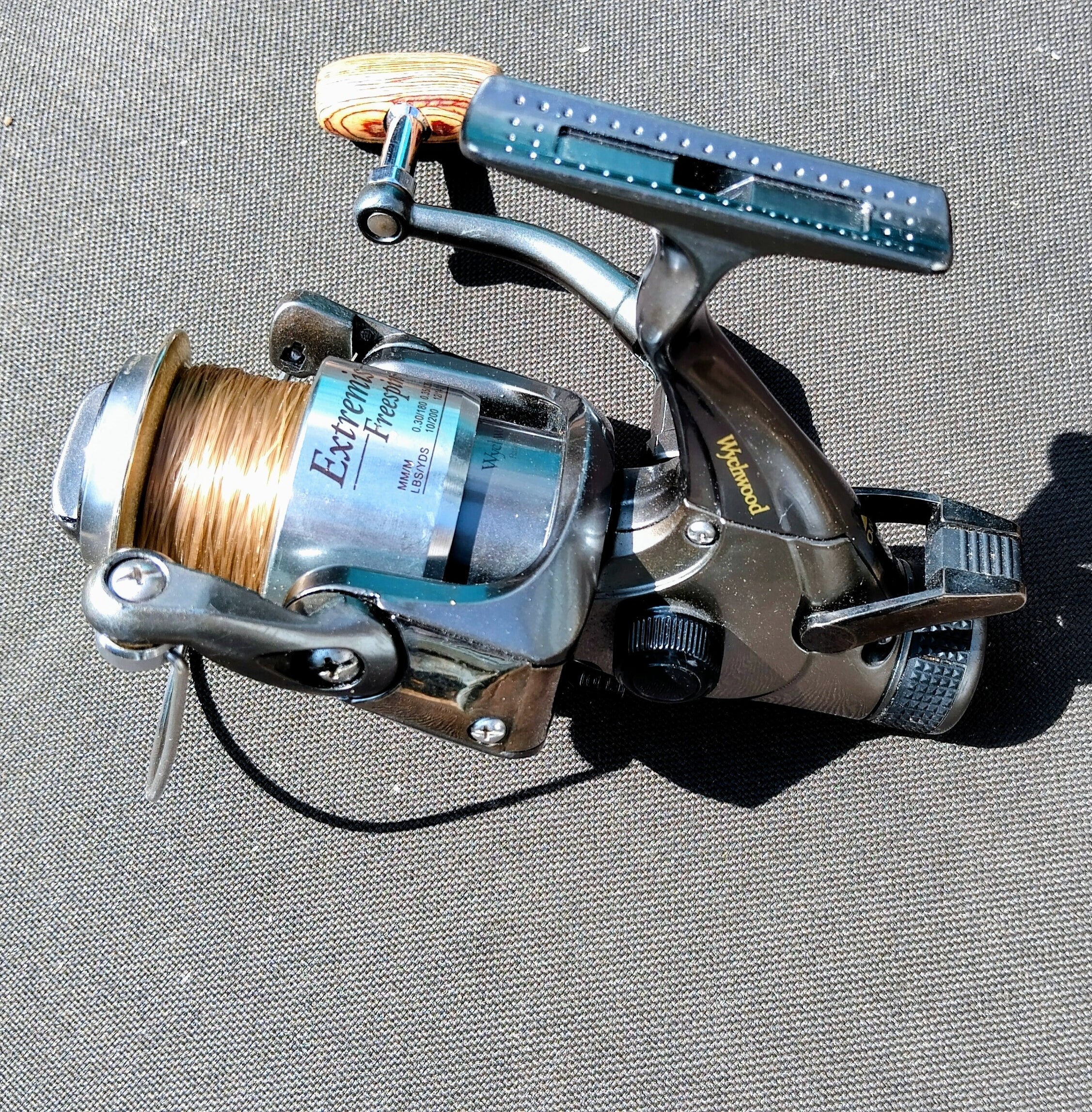 Wychwood Extremis Freespin 40 Baitrunner Carp Reel + Spare Spool VGC