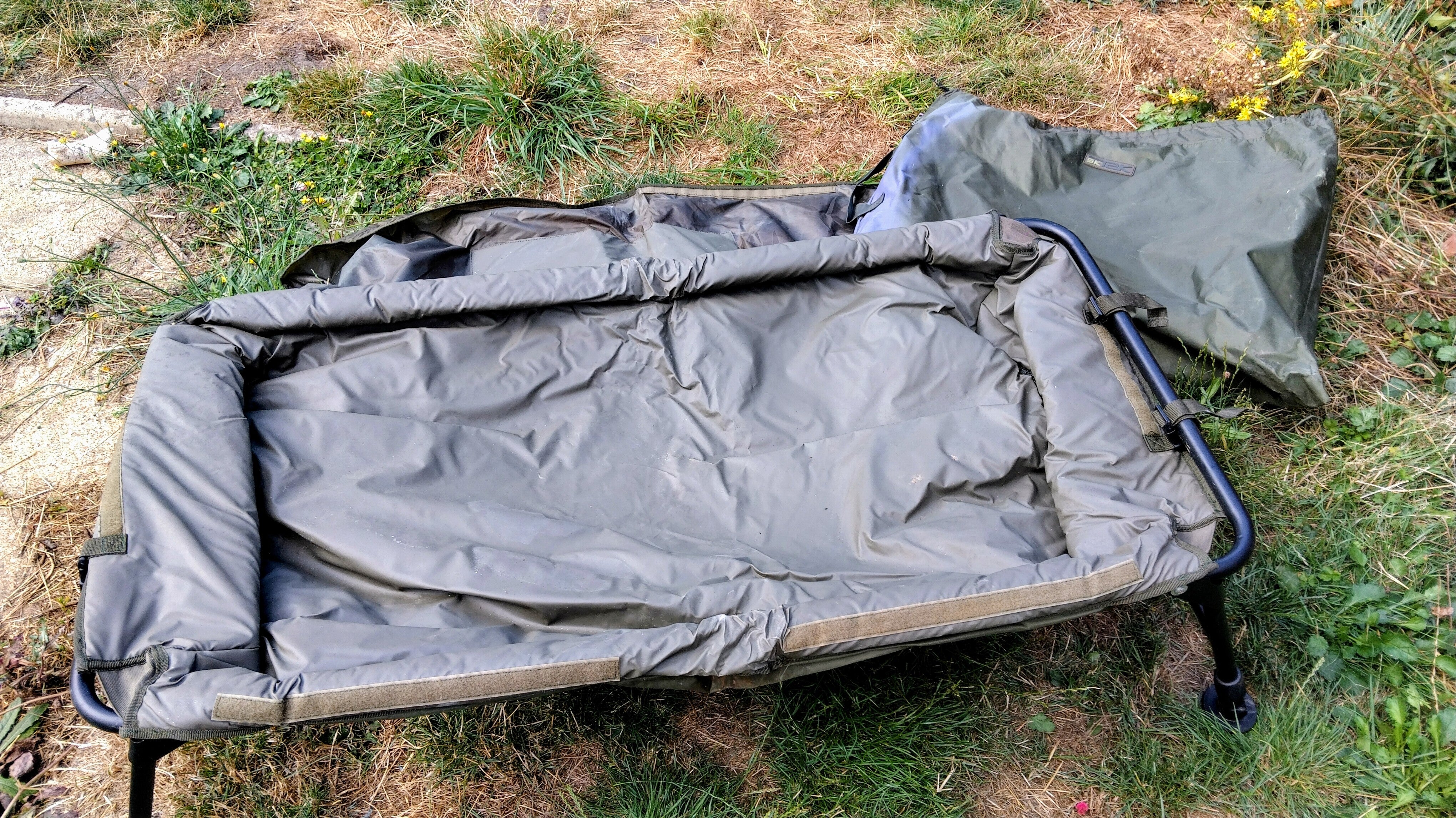Sonik SK-TEK Carp Cradle Unhooking Mat Padded Fish Care Protection