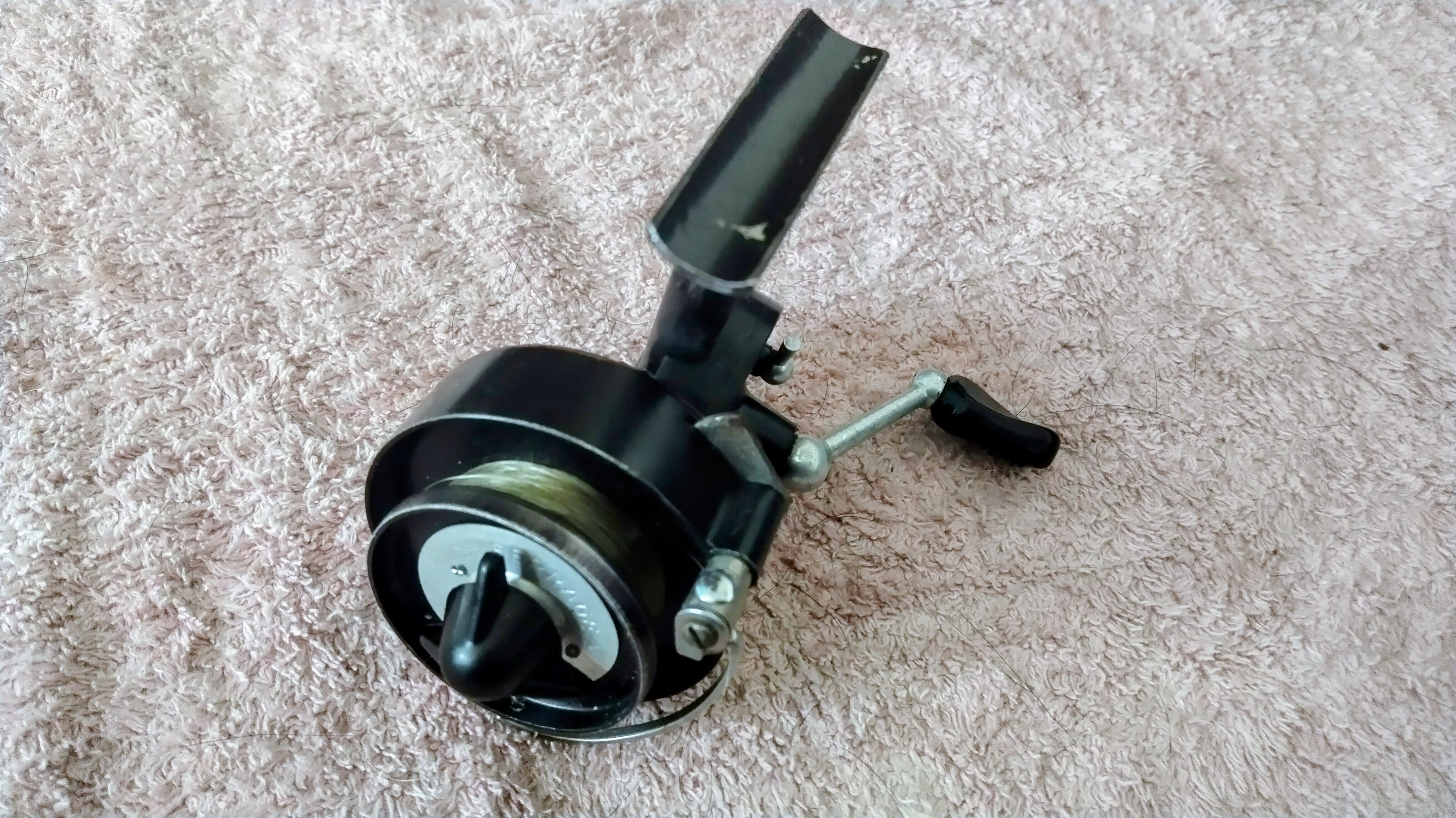 Vintage Mitchell 304 Spinning Reel French Fixed Spool Classic Coarse Fishing