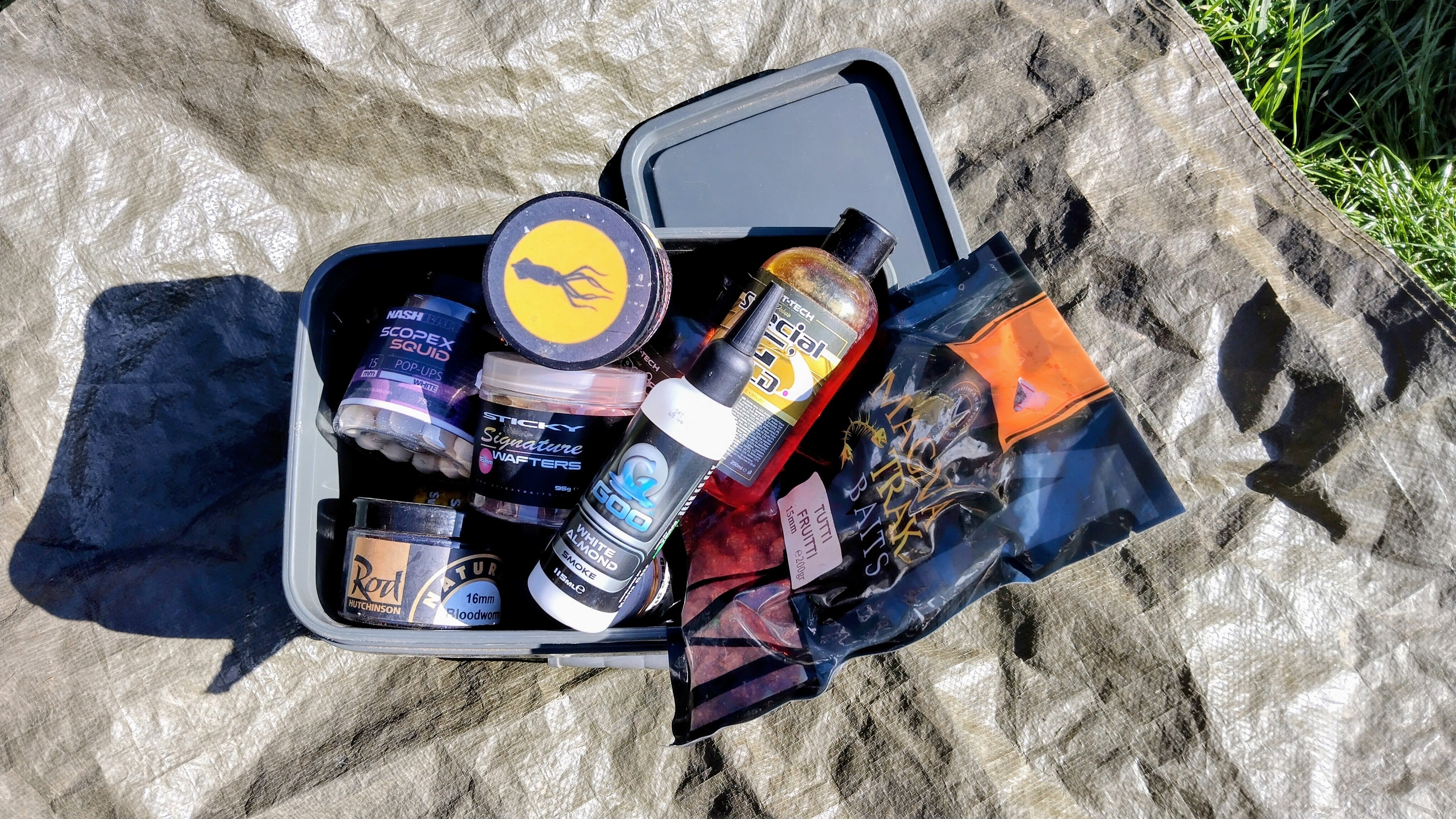 Job Lot Carp Specimen Fishing Baits - Mixed Brands, Pop-Ups, Liquids & Bucket