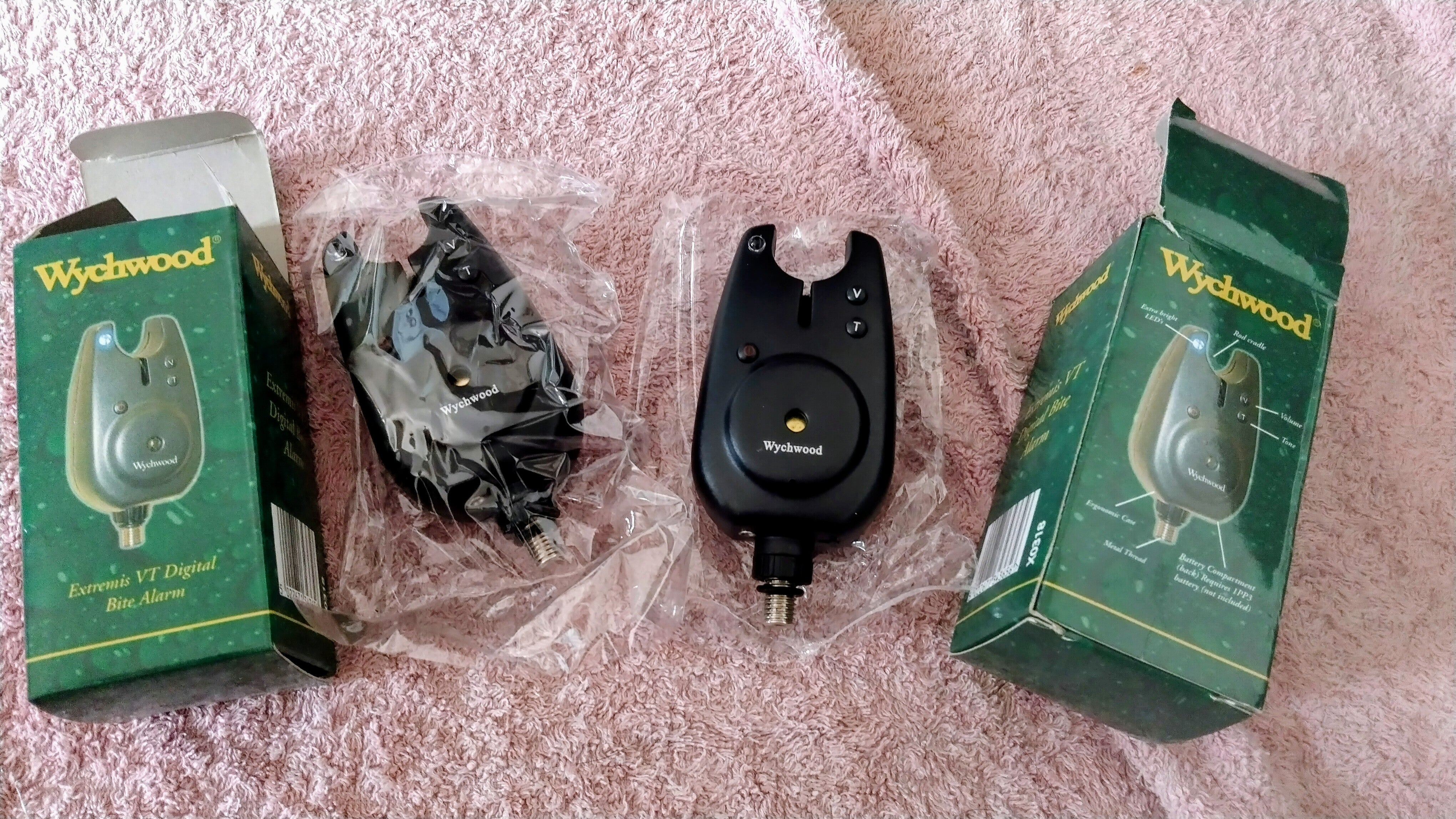 Wychwood Extremis VT Digital Bite Alarms - Pair - New Unused Boxed Specimen Carp