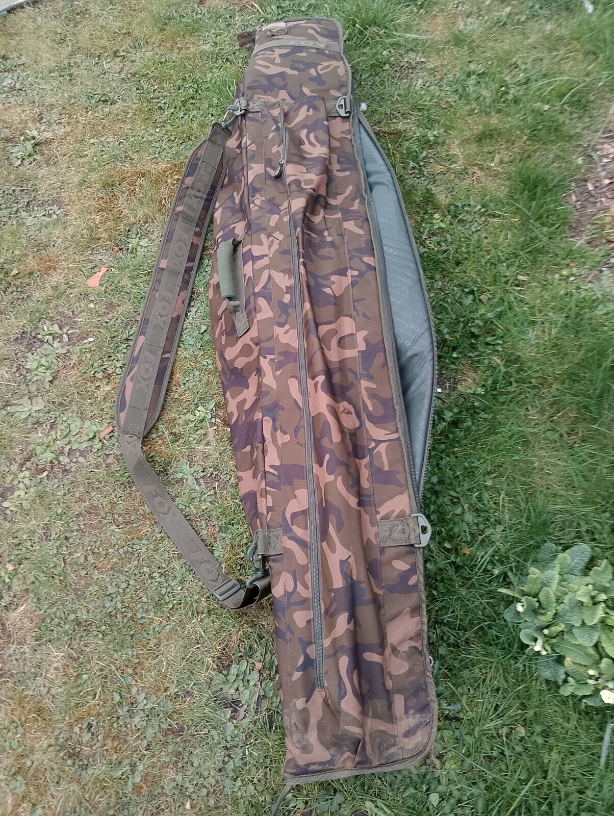 Fox Camolite 10ft Four-Rod Hard Case  / Rod Bag in Superb condition