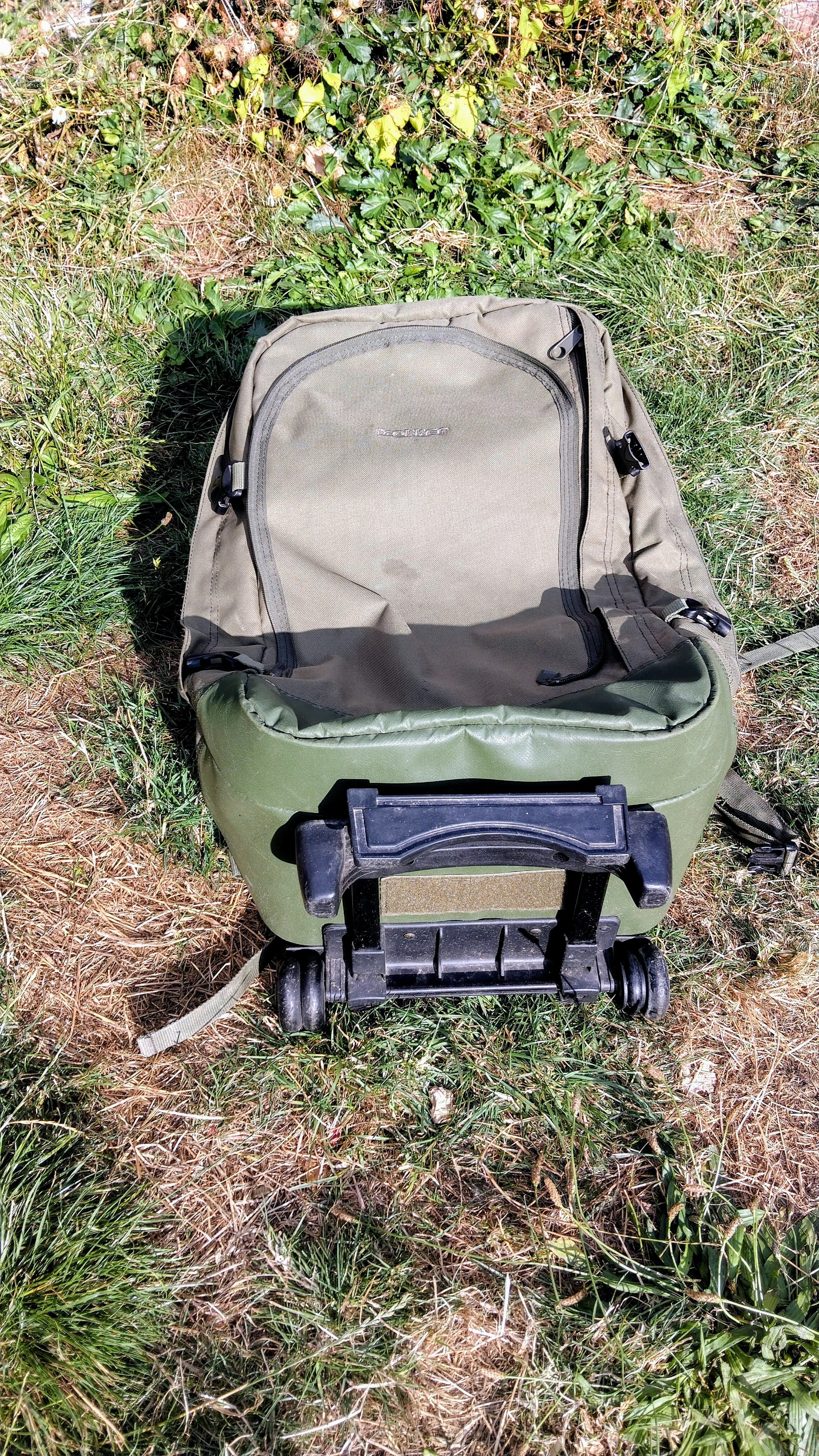 Trakker Convertible Rolling Backpack Carry On Cabin Luggage Carp Fishing Rucksack