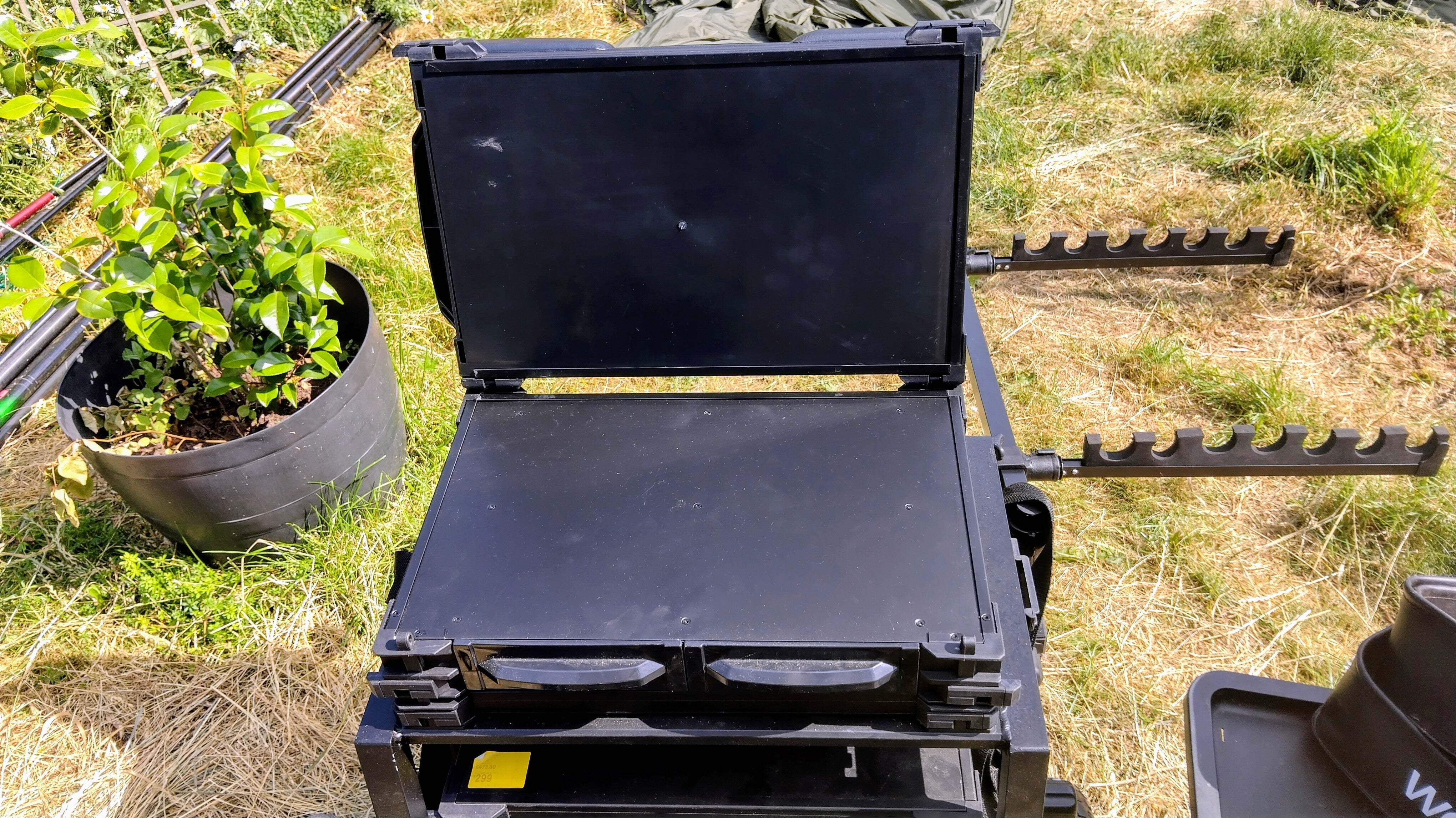 Westlake Special Match Fishing Seatbox with Footplate, Side Tray & Accessories