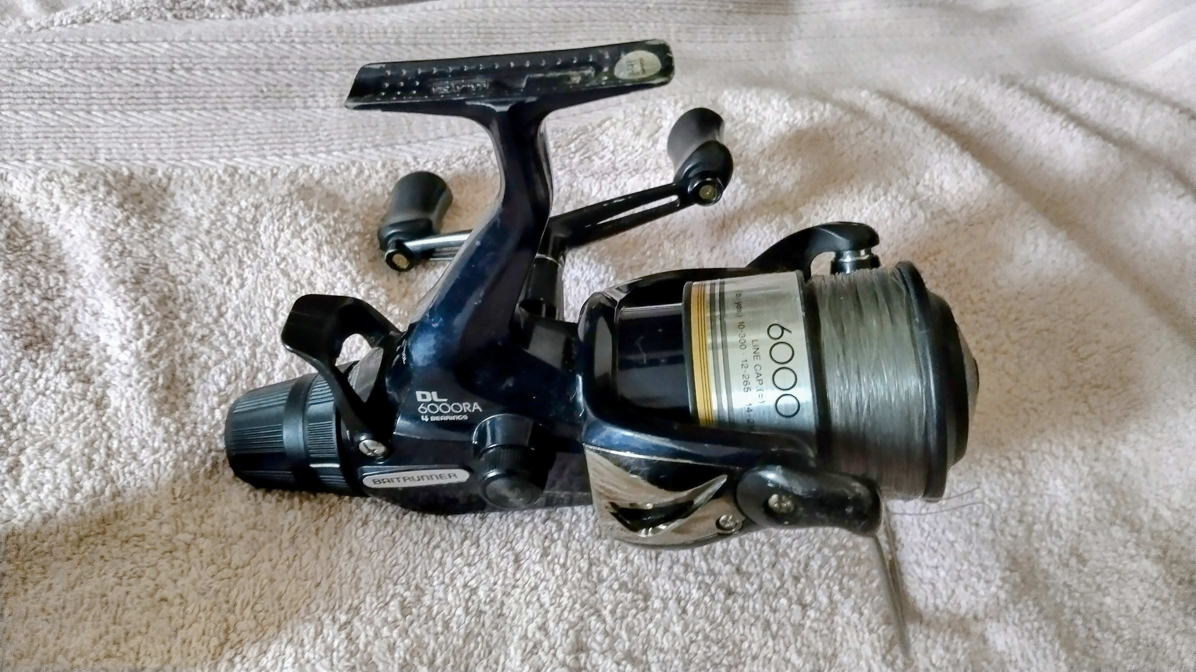 Shimano Baitrunner ST 6000 RA Carp Fishing Reel - VGC - 1 of 3