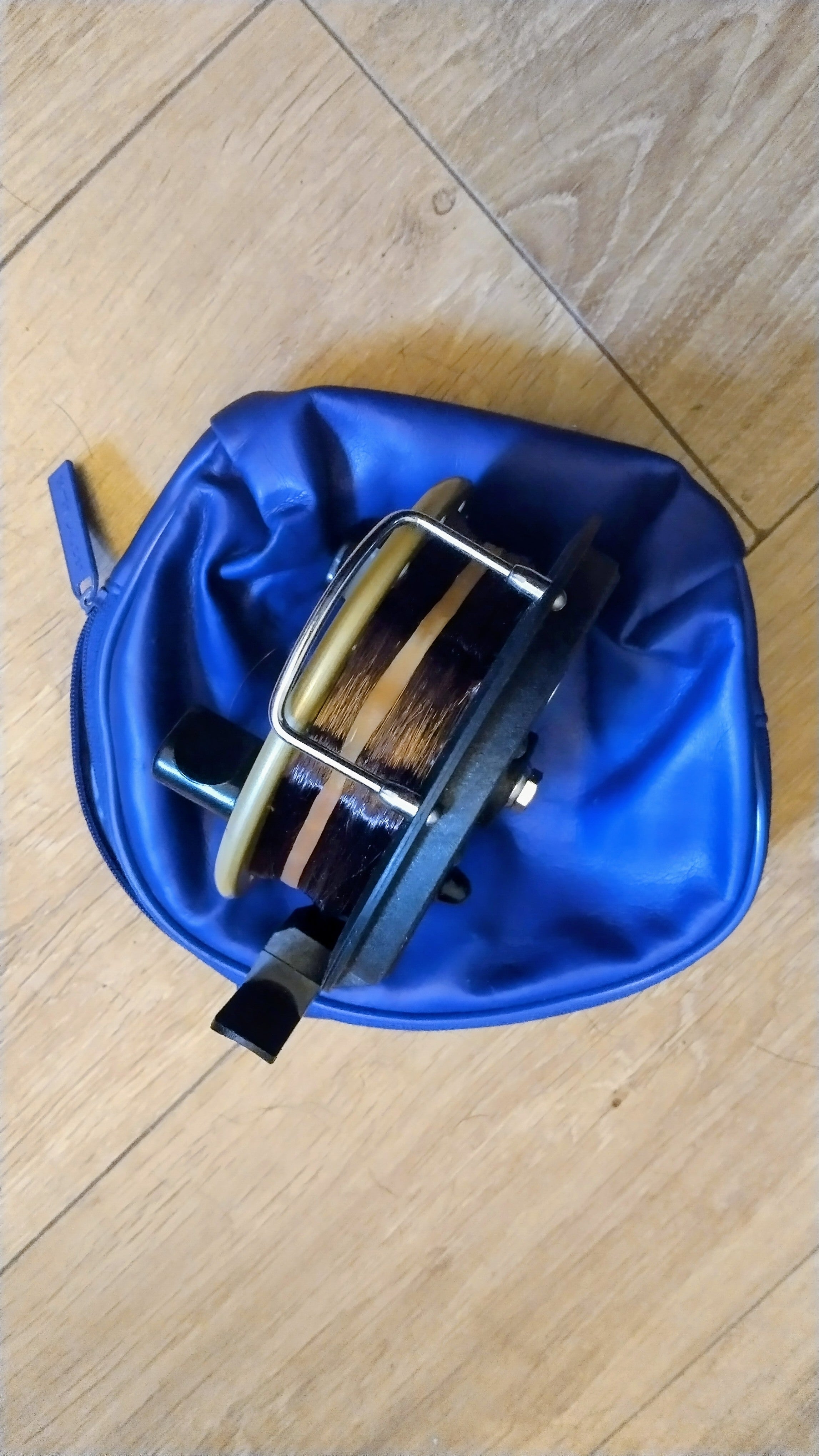 Shakespeare Golden Eagle 2900 500 Centrepin Reel - 5" Wide Drum - Very Good
