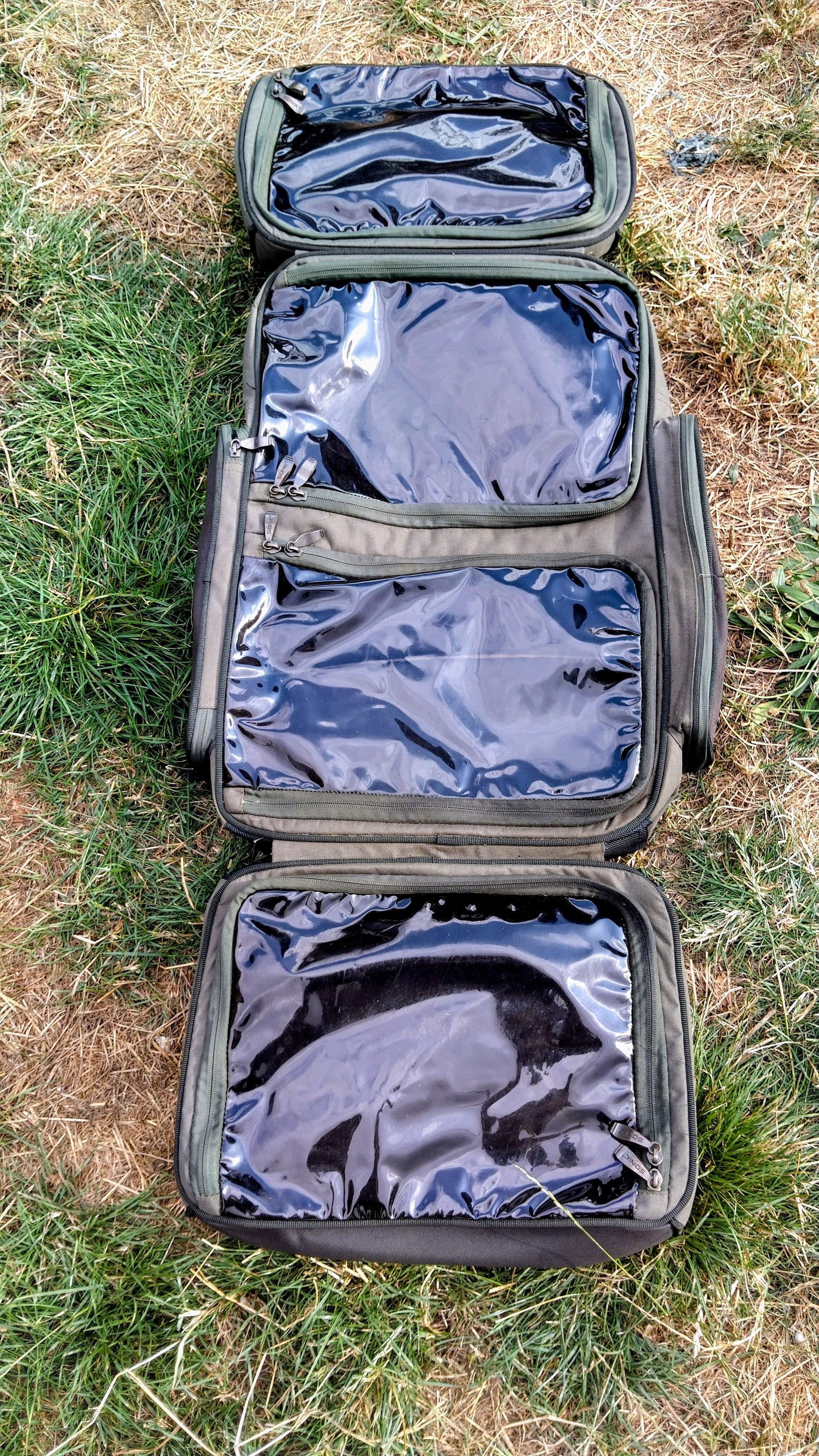 Sonik SKS Foldout Rucksack Luggage Main Compartment Clear Lid Pockets Box Used