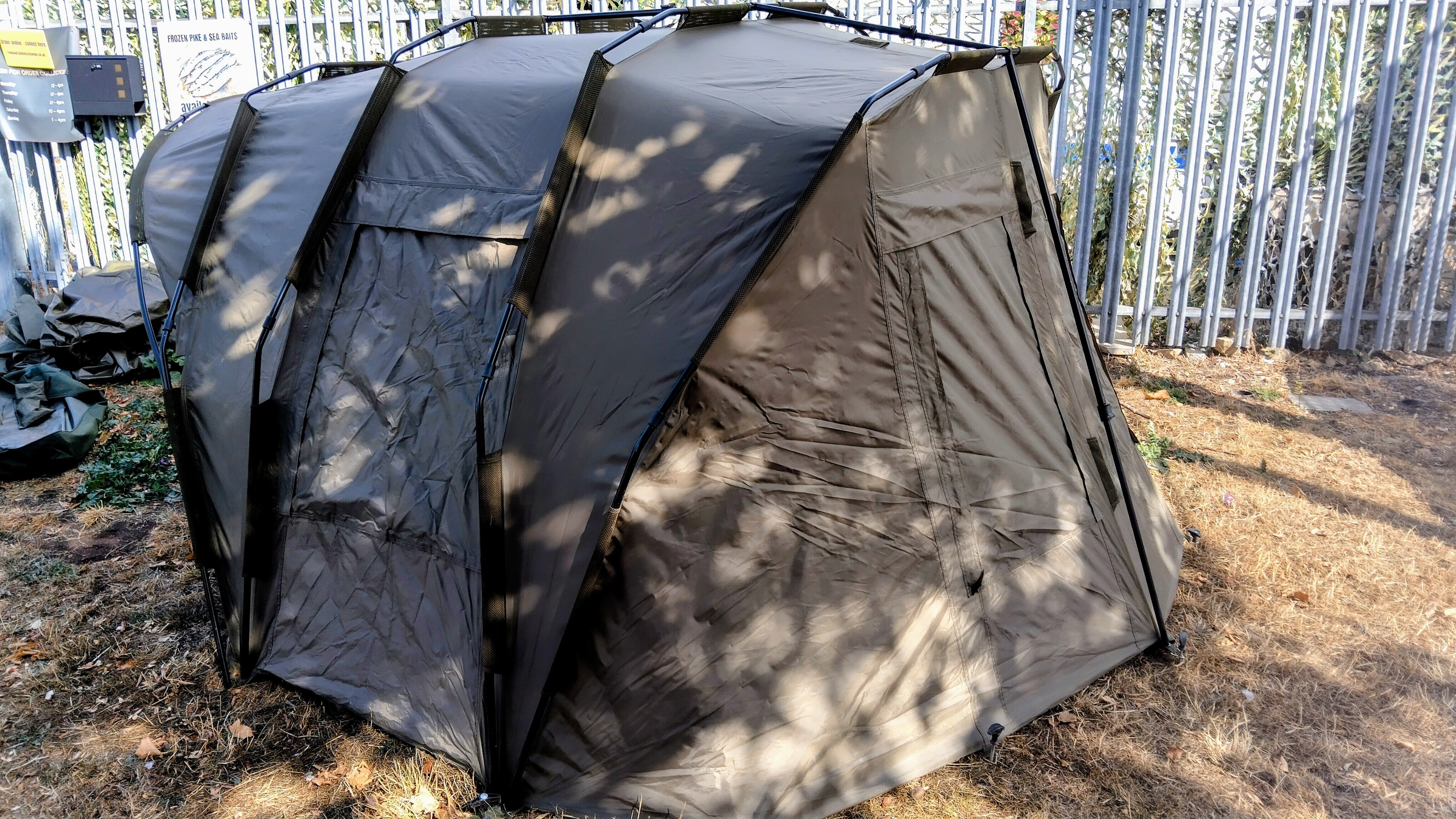 JRC Quad Continental Bivvy & Overwrap 2 Man+ Carp Fishing Shelter Super Size VGC
