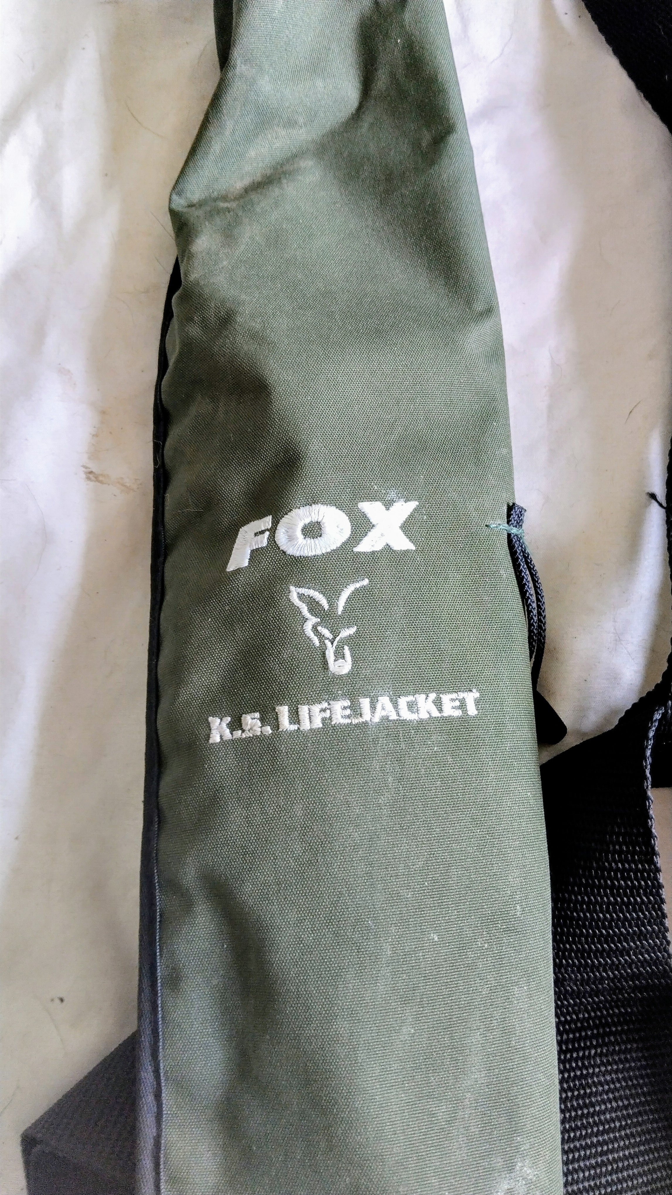 Fox KS Life Jacket Inflatable Lifejacket Camo Carp Fishing Life Jacket VGC