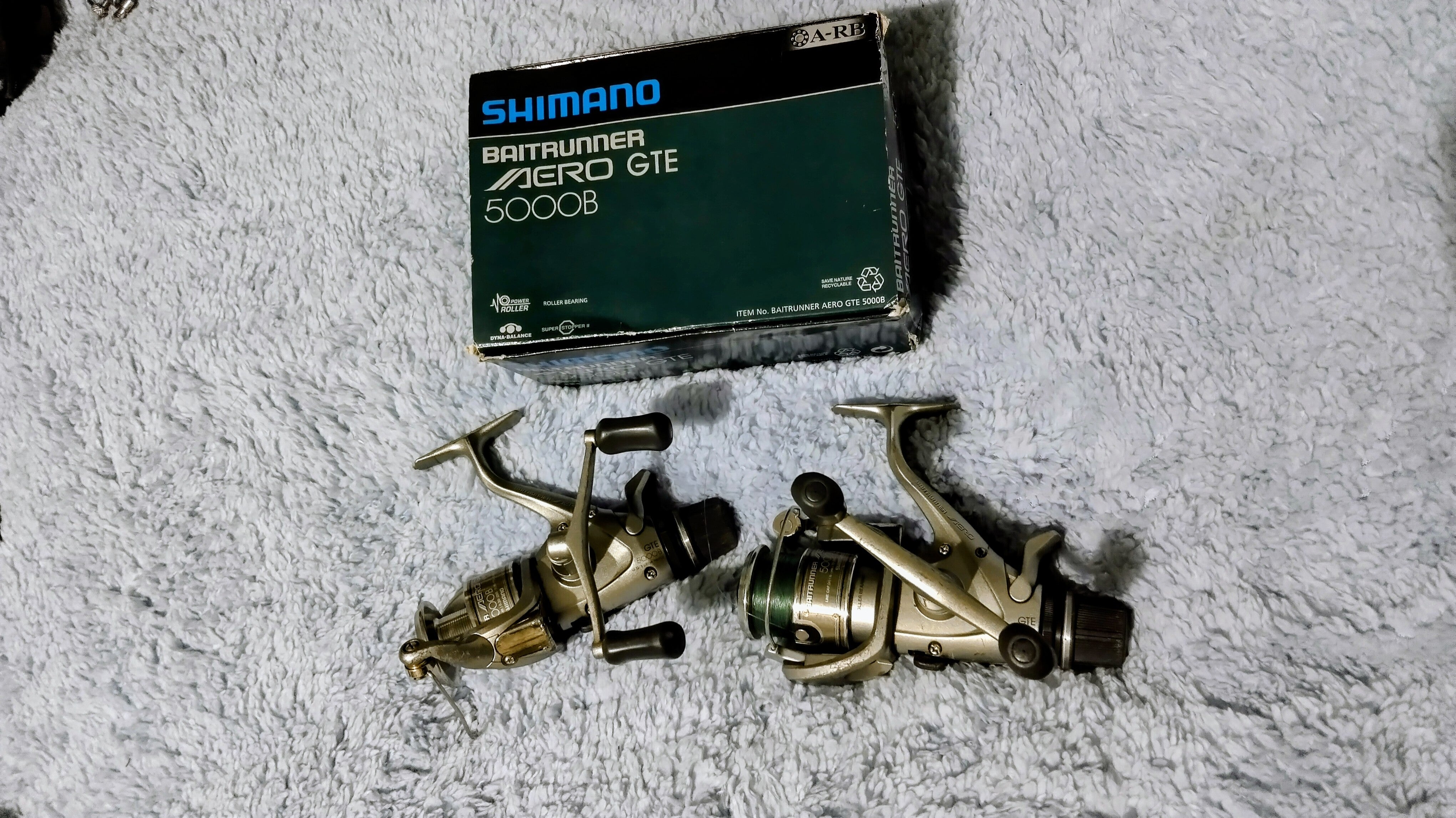 Pair of Shimano Aero GTE 5000B Baitrunner Reels - Excellent Condition + 2 Spares