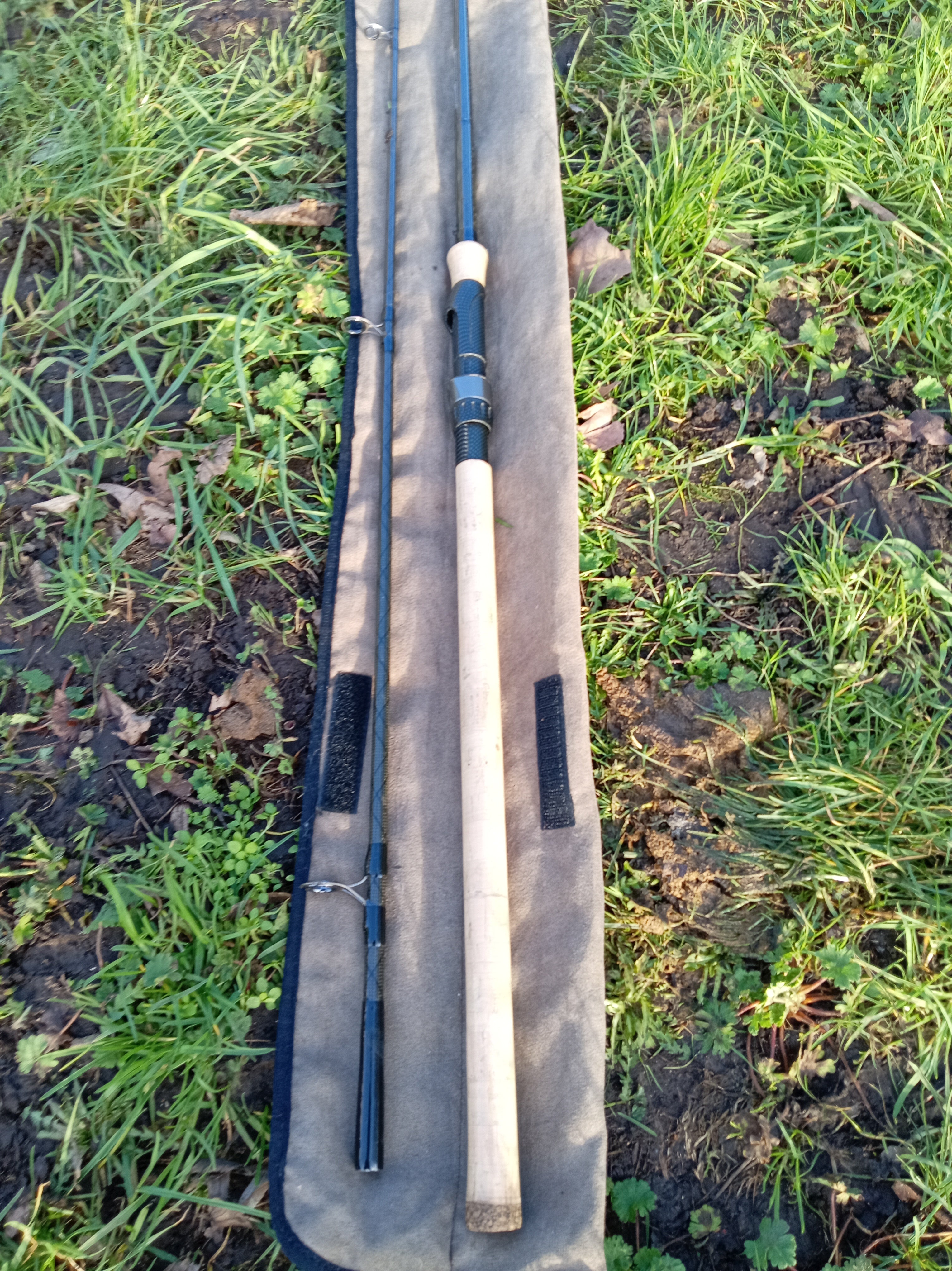 Fox Predator XS 9ft 40-100g Heavy Spinning Rod - Pike Lure Rod - Rare Model