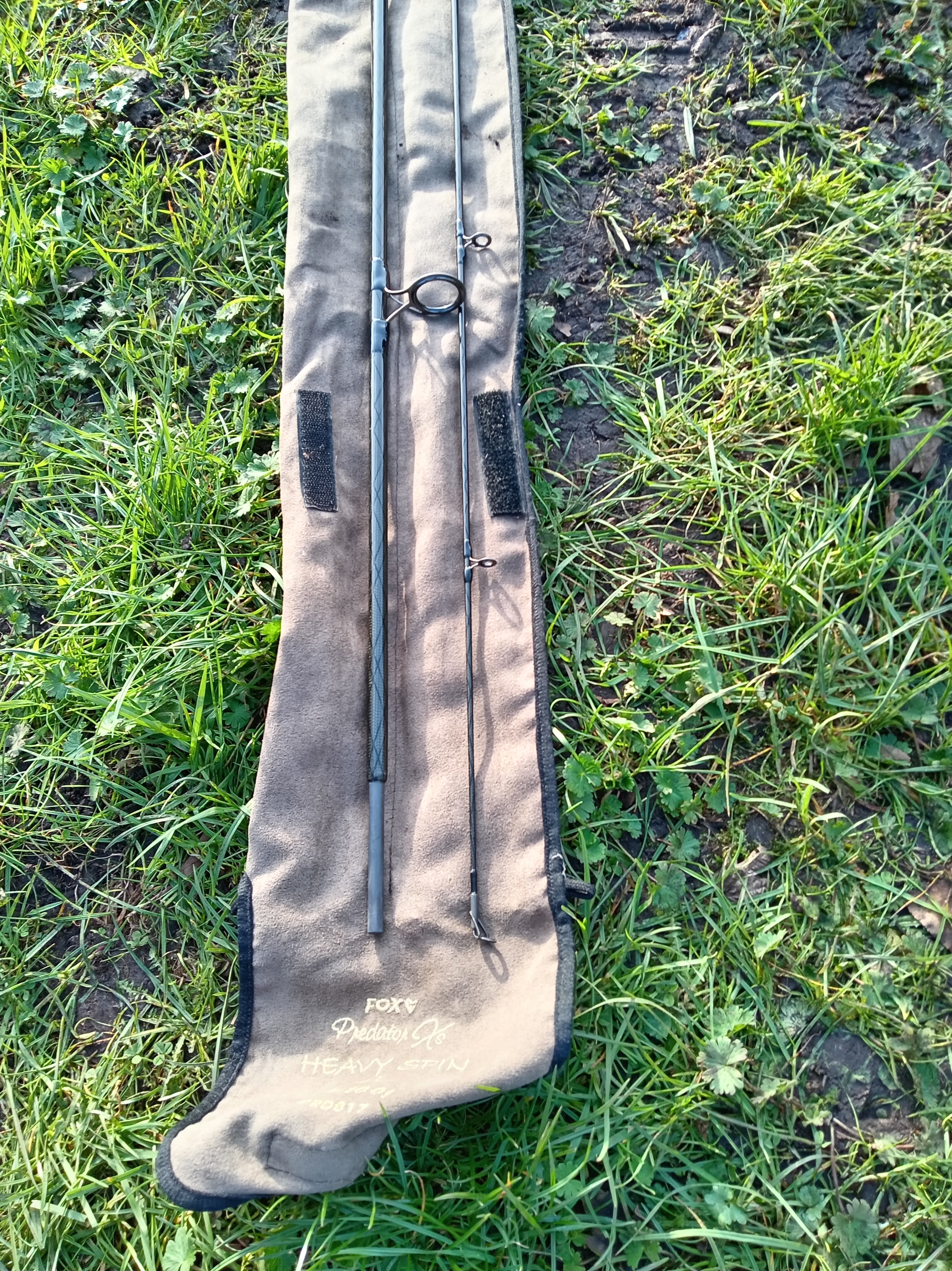 Fox Predator XS 9ft 40-100g Heavy Spinning Rod - Pike Lure Rod - Rare Model