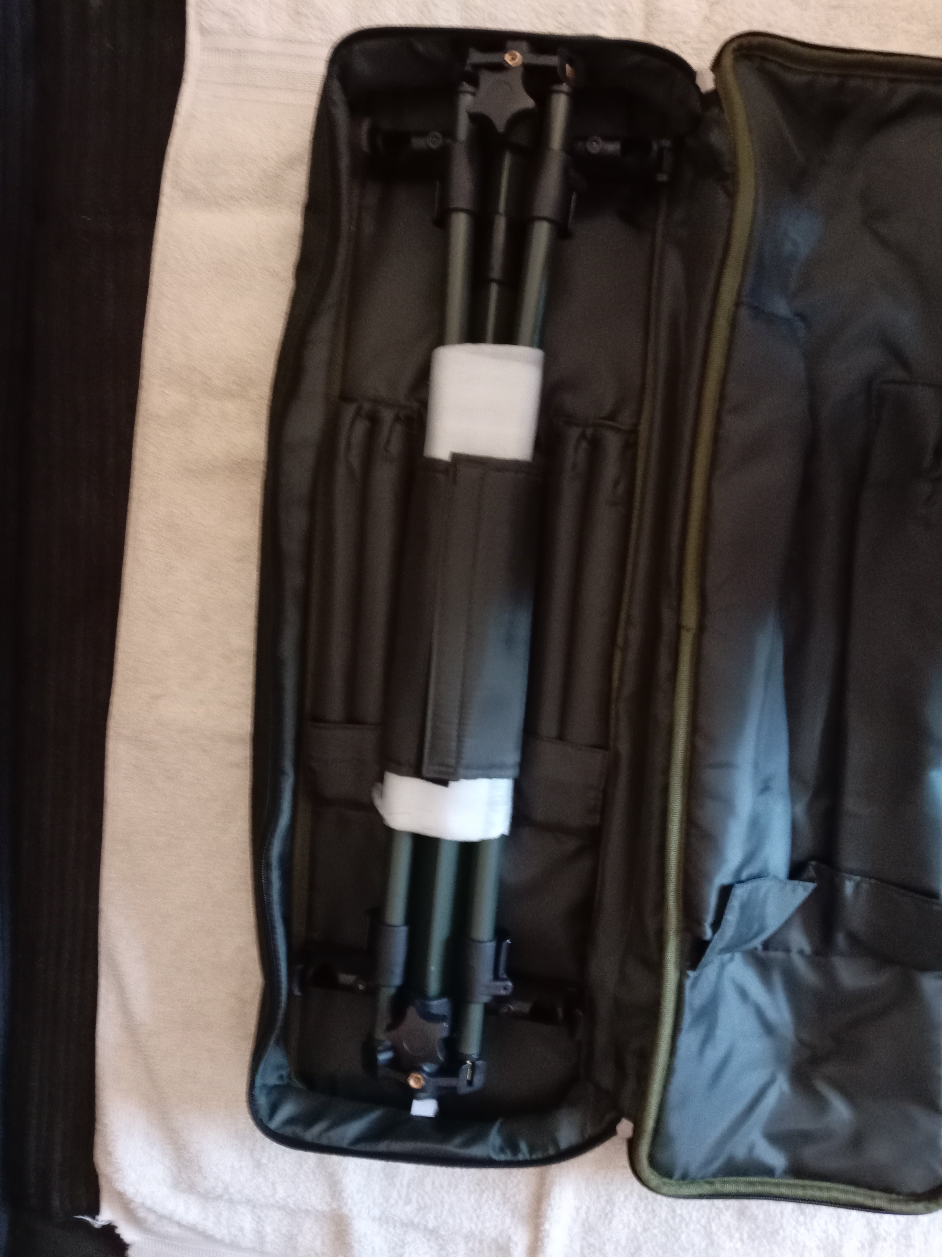 Buy an unused TFGear Total Metal Gear Lite Speed 3-Rod Pod. Stable four ...