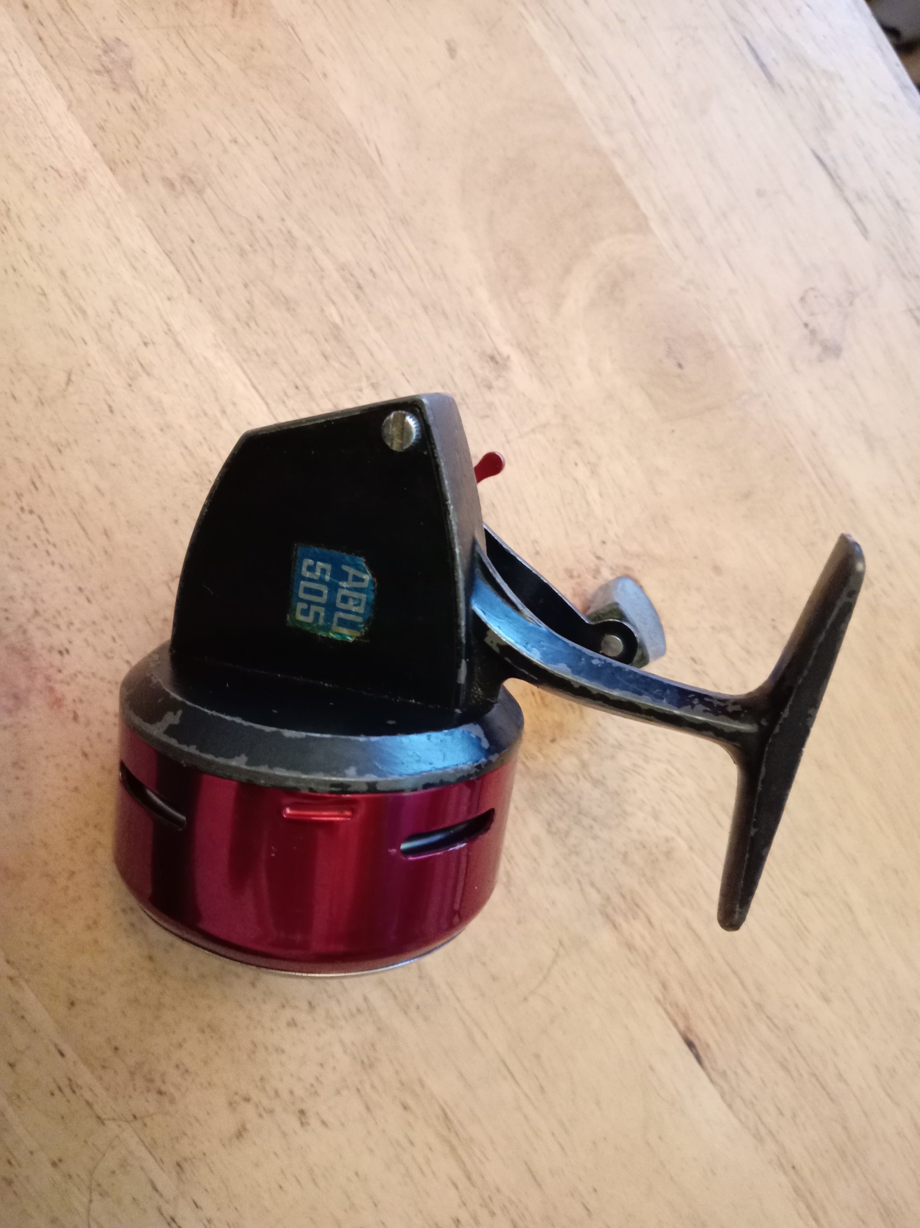 Abu 505 Closed Face Fishing Reel - Vintage Trotting Reel - Good Working Order