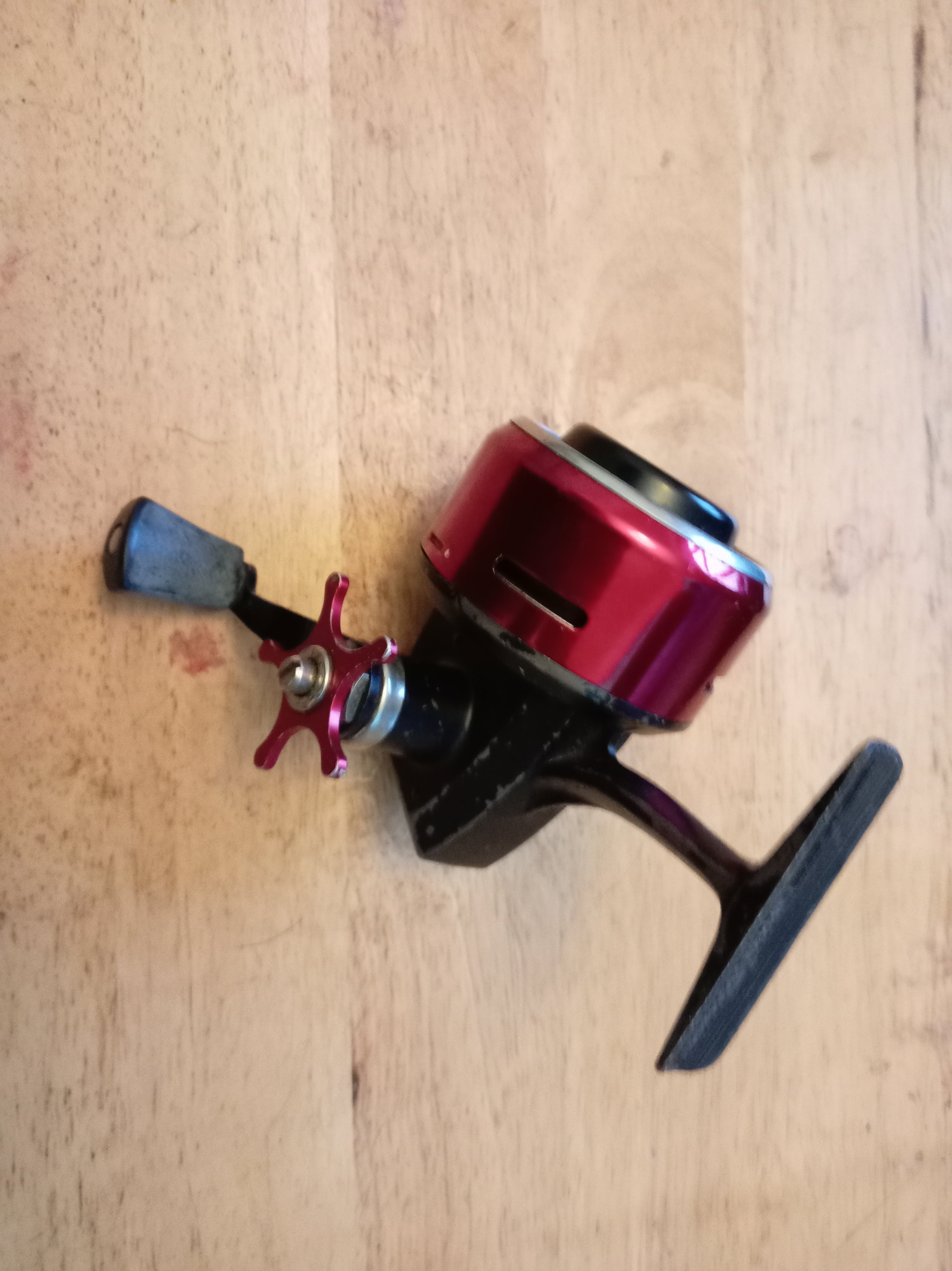 Abu 505 Closed Face Fishing Reel - Vintage Trotting Reel - Good Working Order