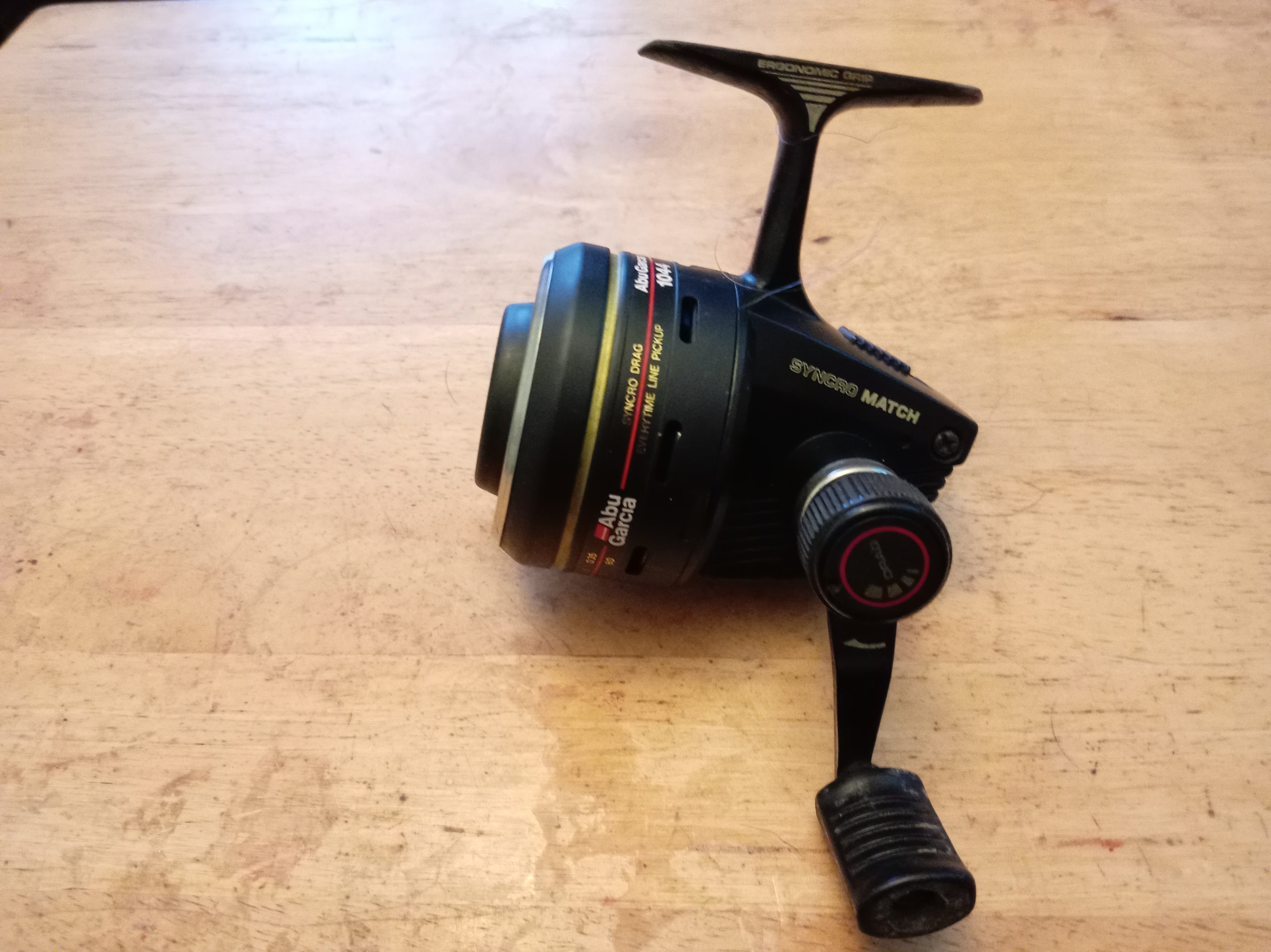 Abu Garcia 1044 Closed Face Reel - Made in Japan - Syncro Drag - River Trotting