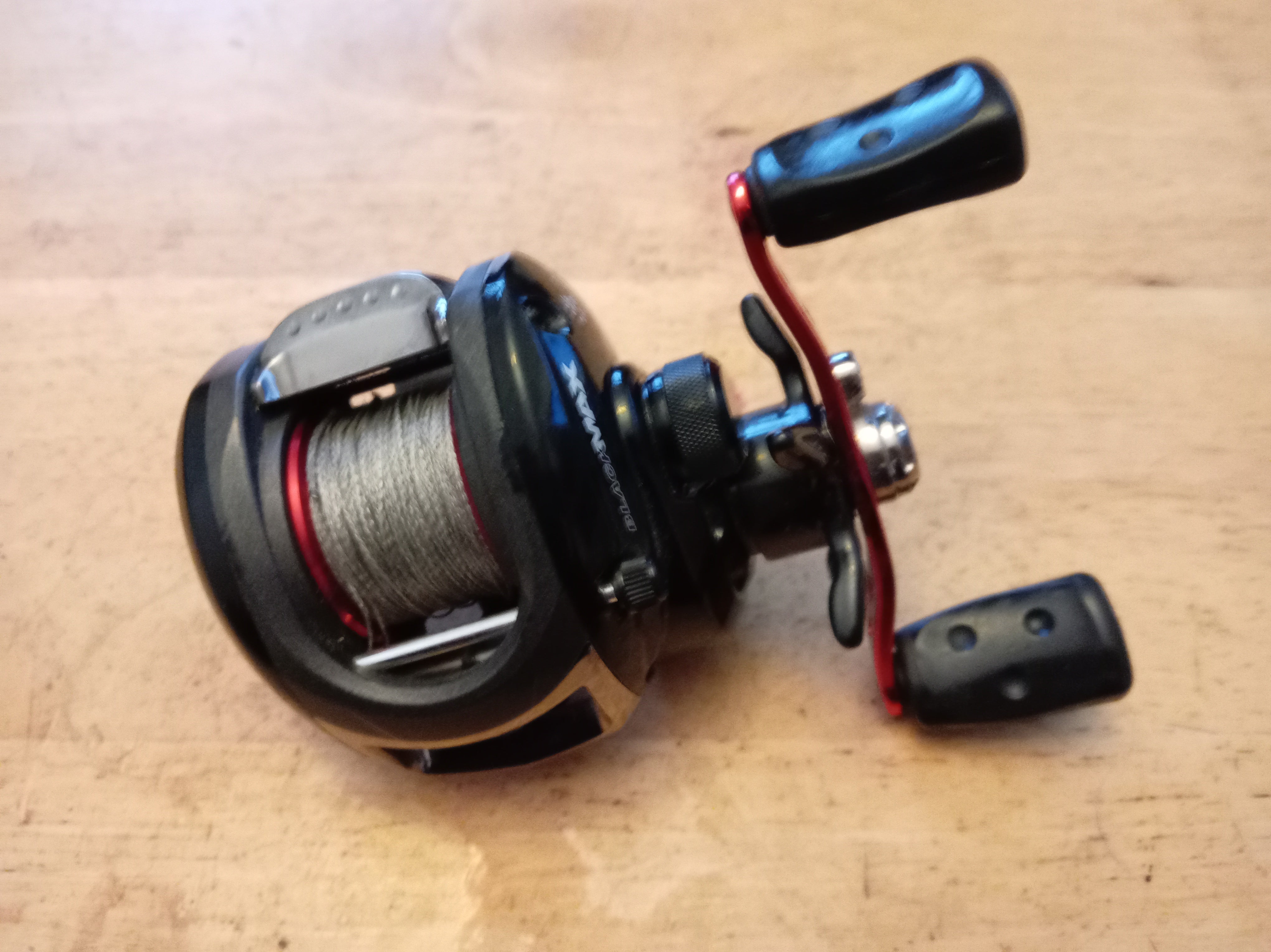 Abu Garcia Black Max Baitcasting Reel - Left Hand Wind - Excellent Condition