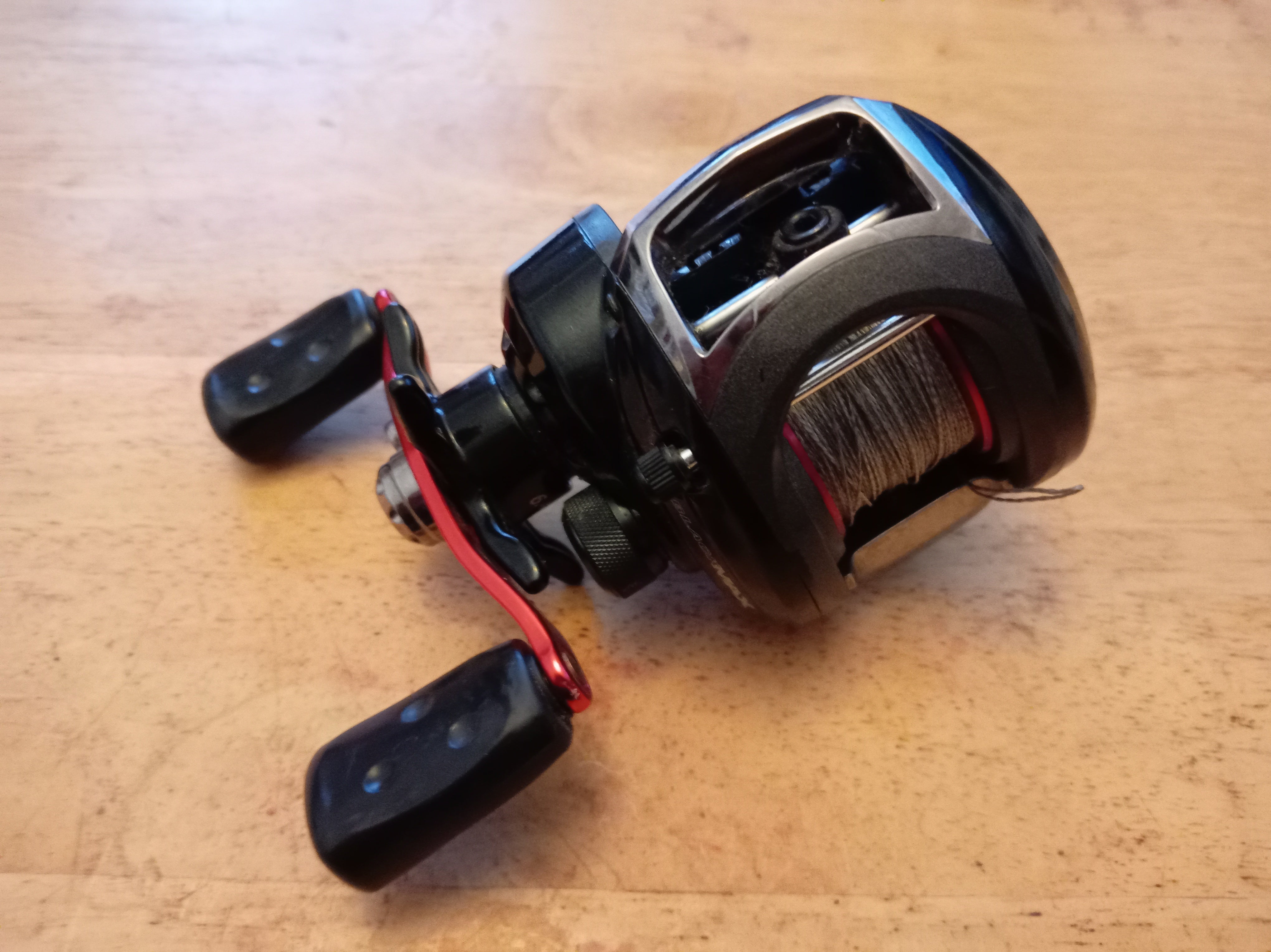 Abu Garcia Black Max Baitcasting Reel - Left Hand Wind - Excellent Condition