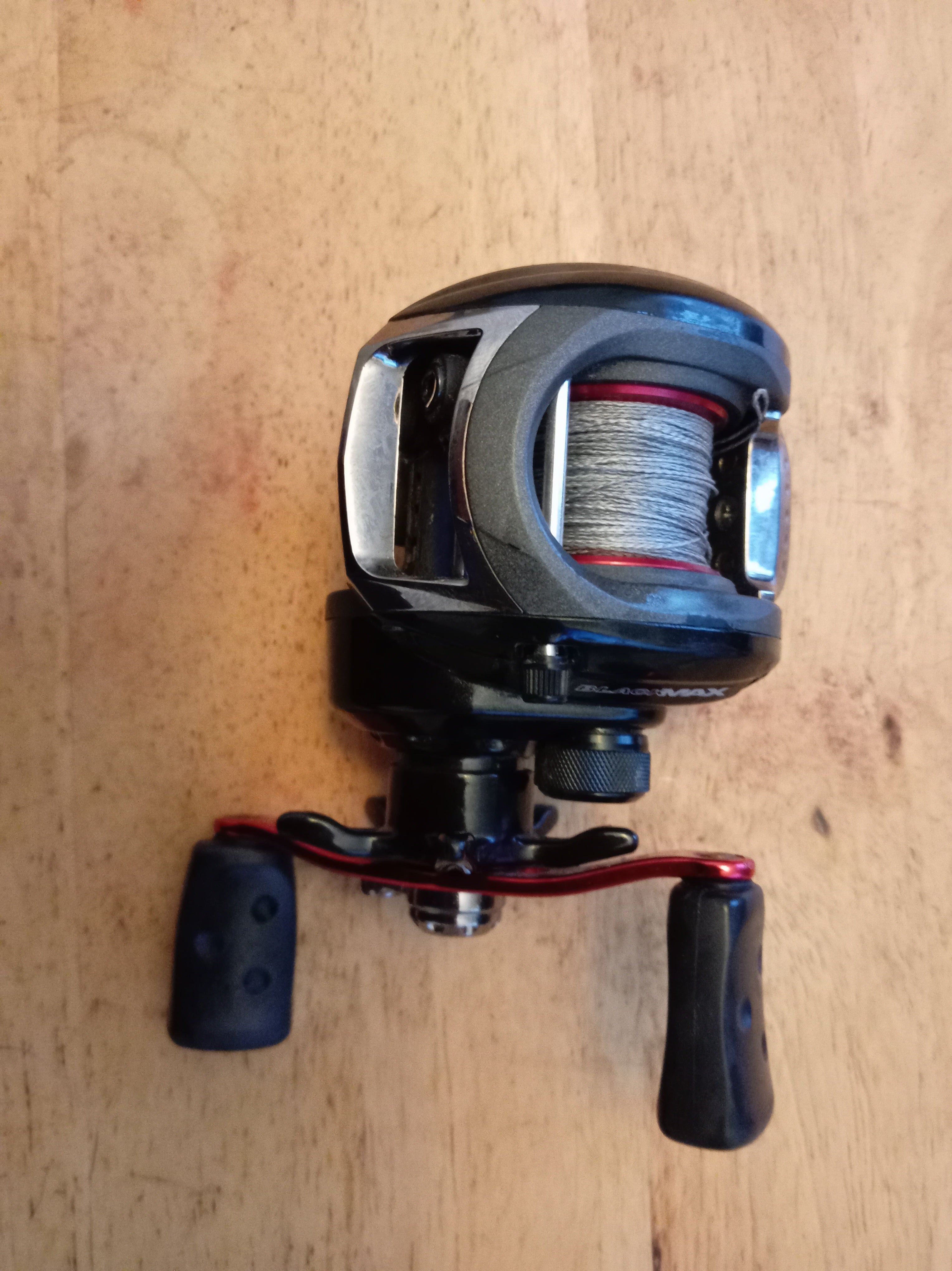 Abu Garcia Black Max Baitcasting Reel - Left Hand Wind - Excellent Condition