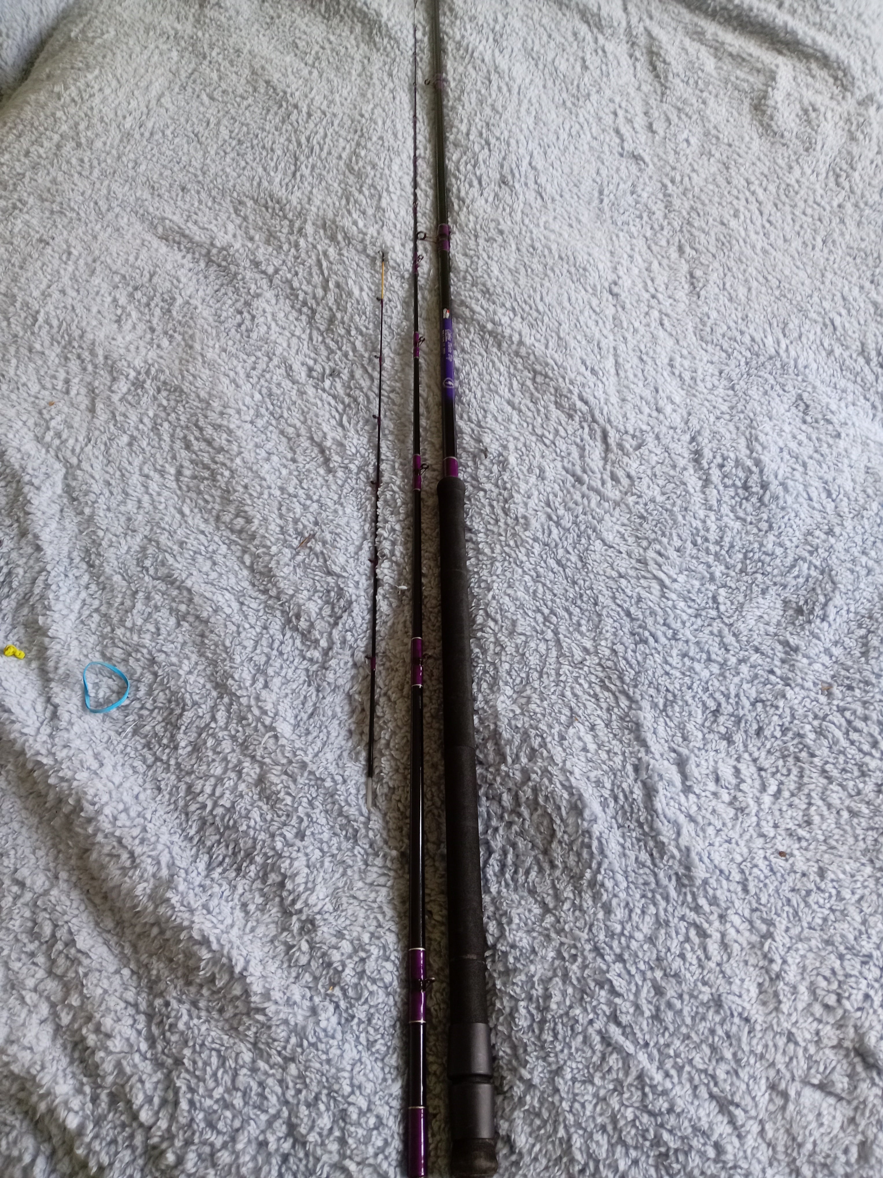 Abu Garcia Cobra 9’6” Twin Tip Ledger / Quiver / Feeder Rod - Superb Condition