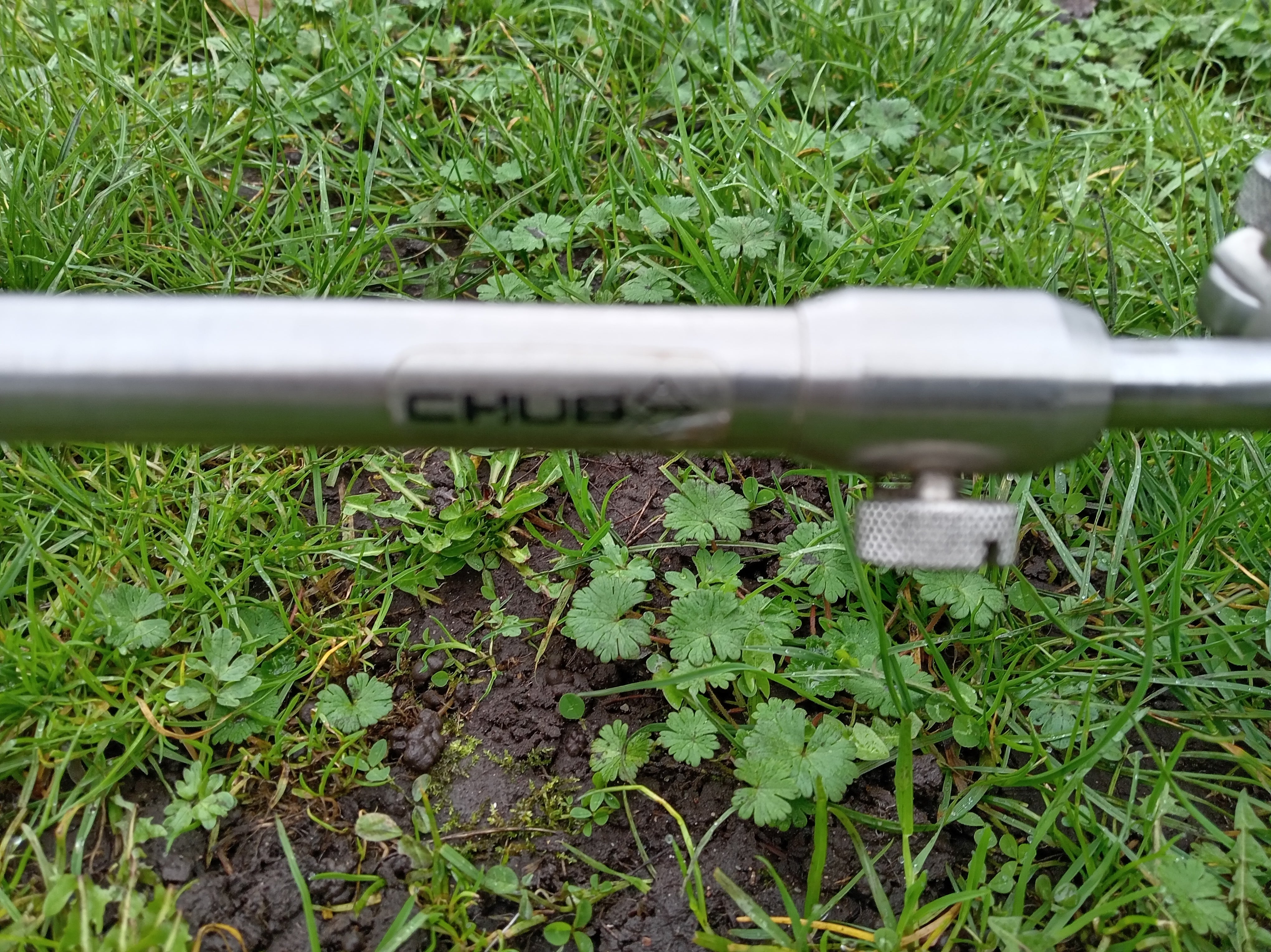 Chub Chunky Stainless Steel 3 Rod Pod & Case - Adjustable Carp Fishing Setup