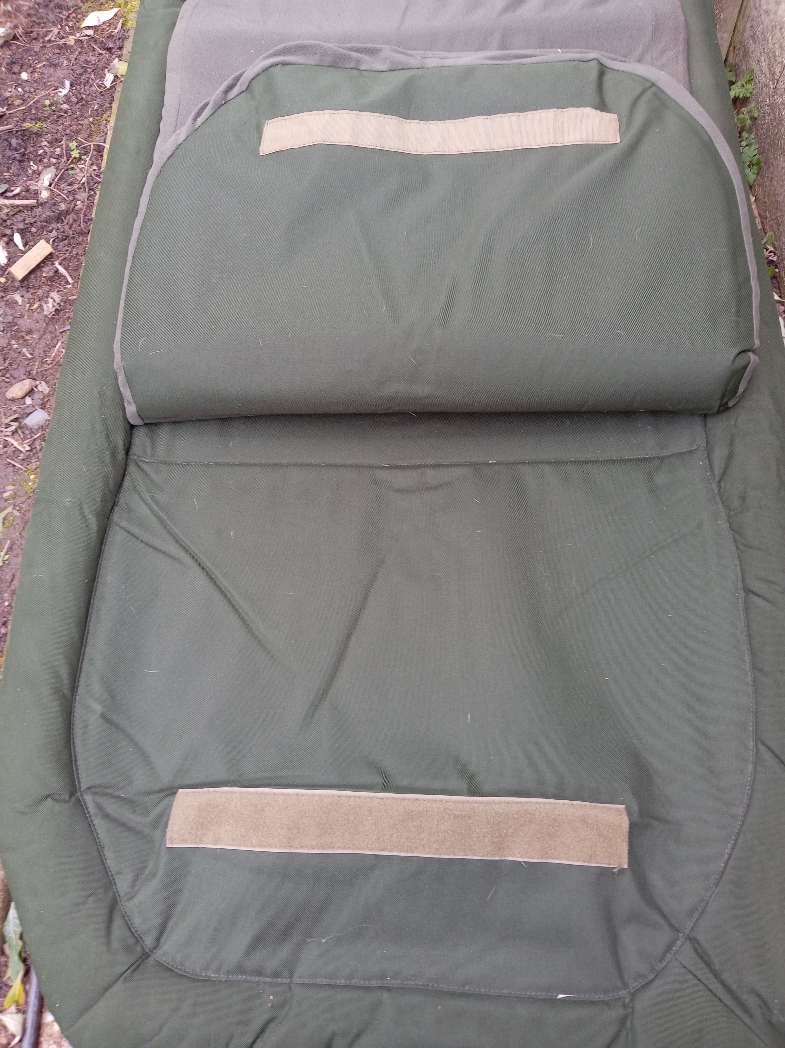 Prestige Carp Porter Six Leg Bedchair - Detachable Mattress - Carp Fishing Bed