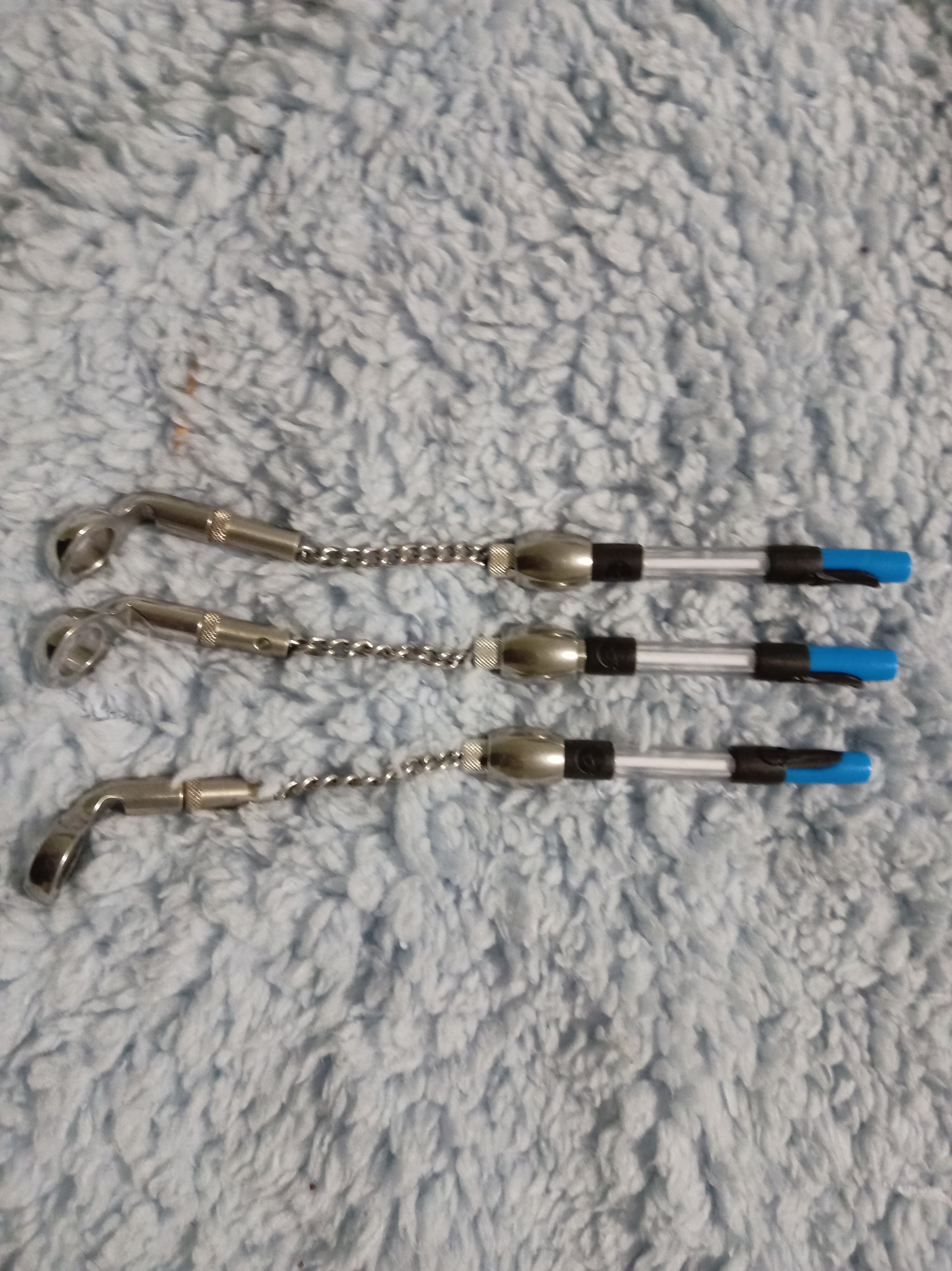 3 x Korda Stow Bobbins Blue Set Carp Fishing Bite Indicators + Case