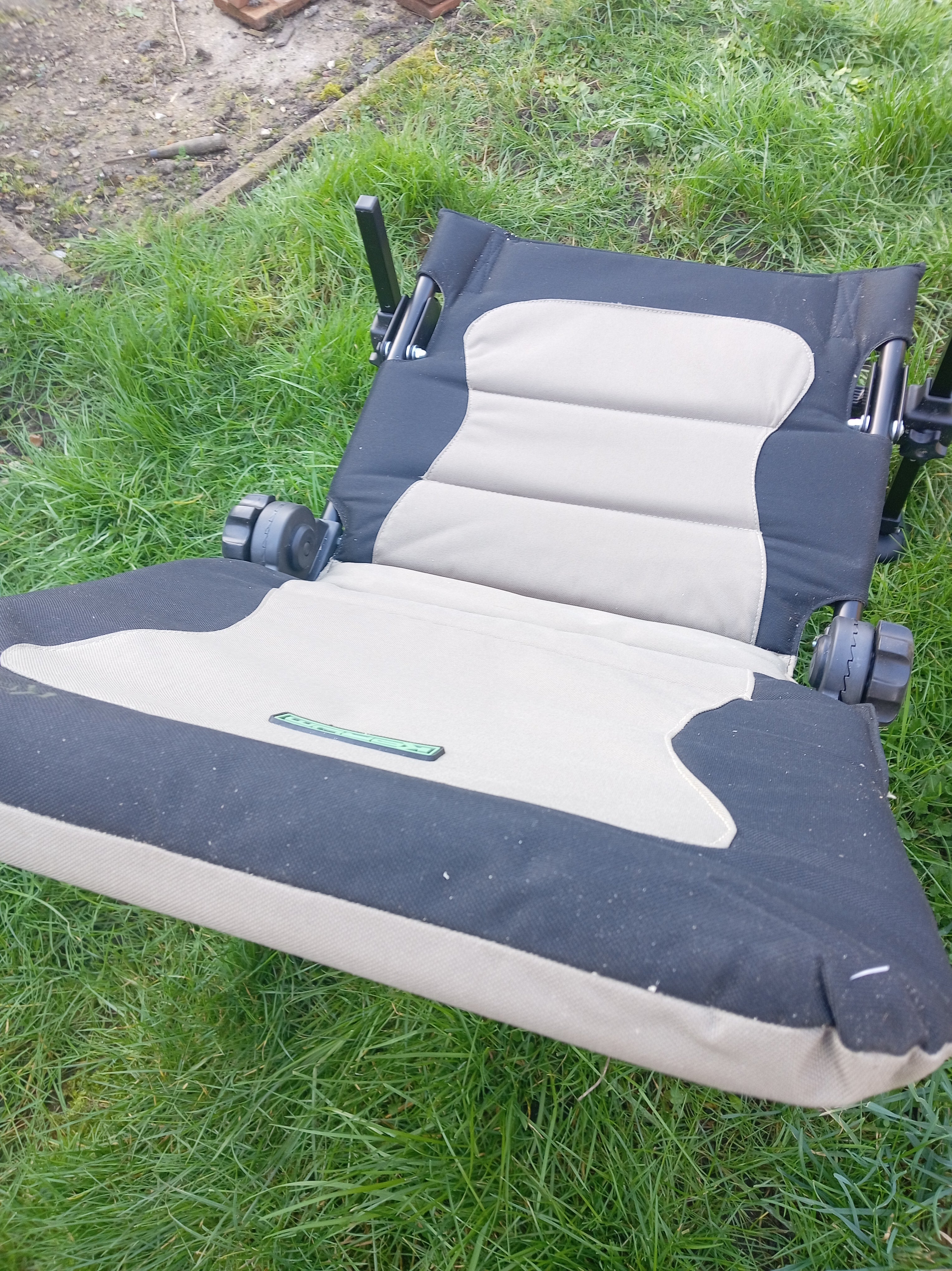 Korum Accessory Chair - Customisable Lightweight Fishing Chair - Superb Condition