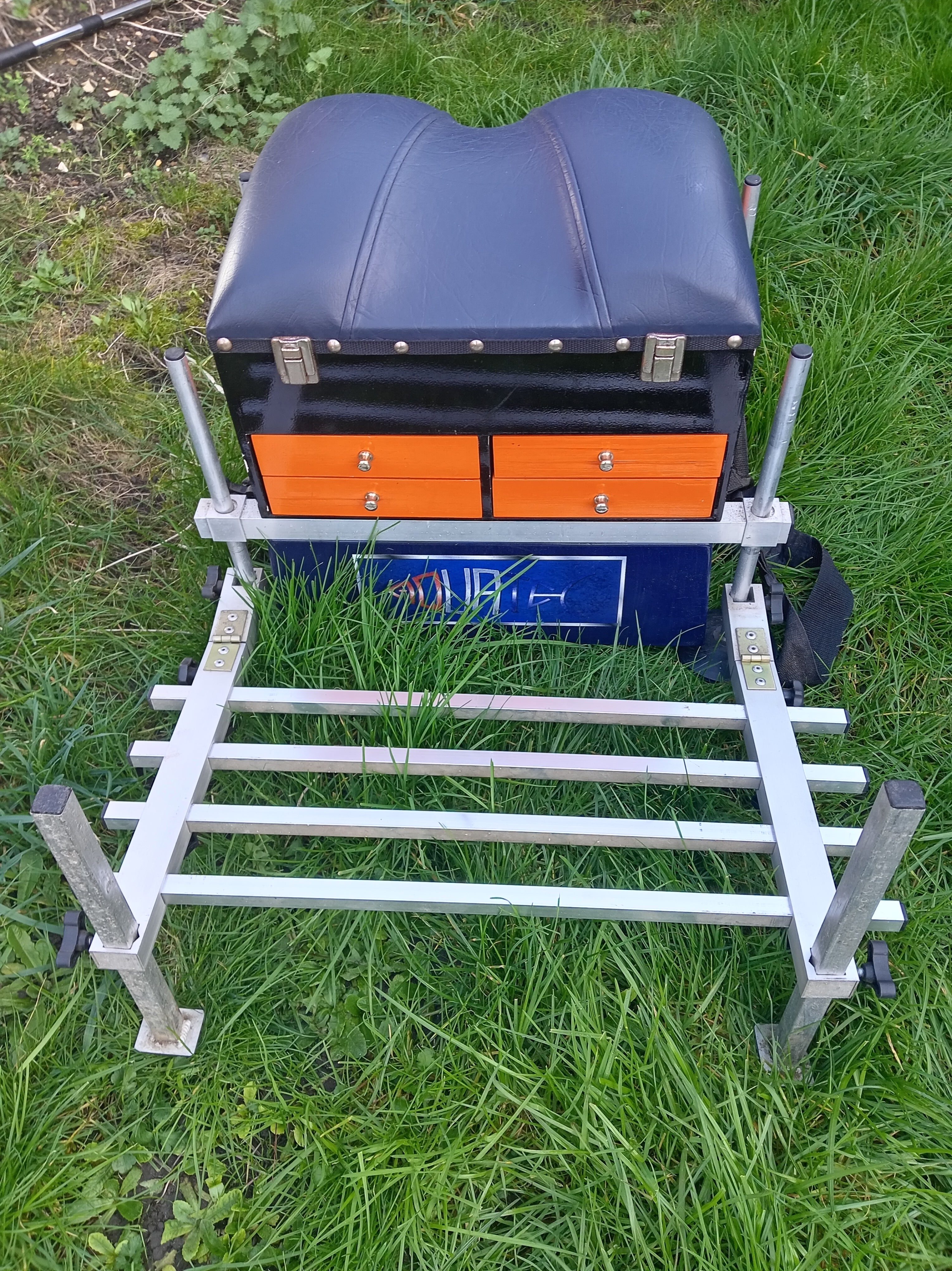 Aquatec Fishing Seat Box with Footplate & 6 Drawers - Used Condition - Retro