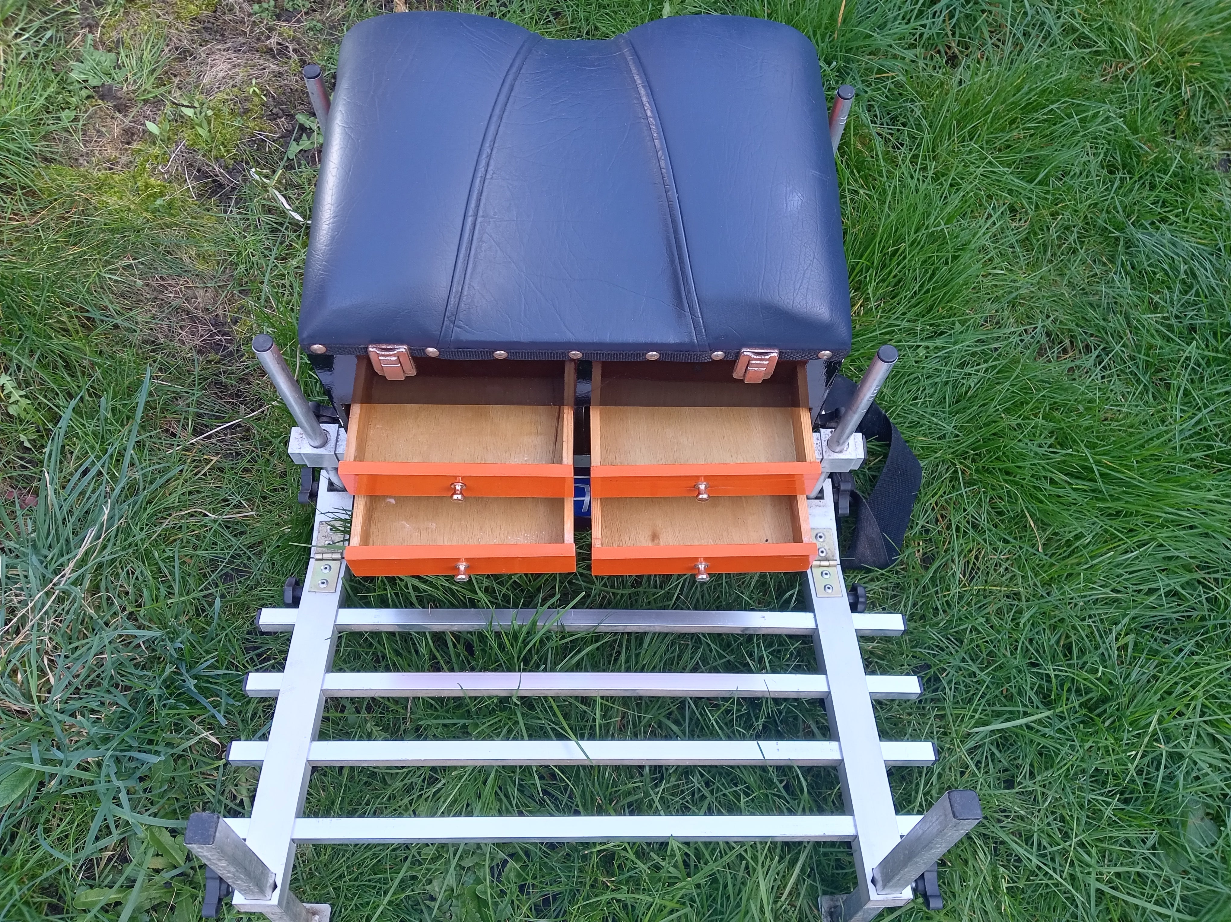 Aquatec Fishing Seat Box with Footplate & 6 Drawers - Used Condition - Retro