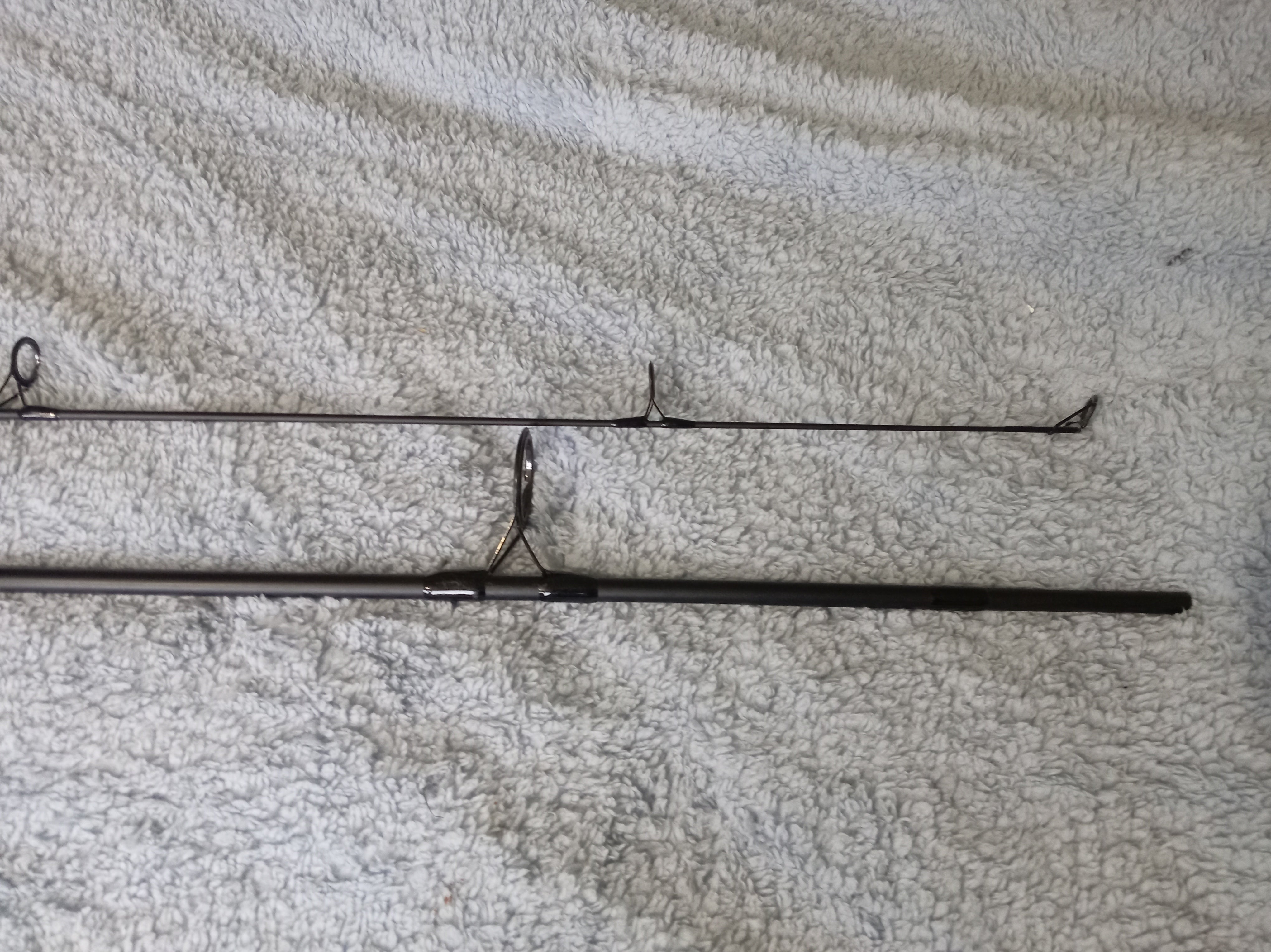 Sonik SKS Black 12ft 3lb Carp Fishing Rod - 50mm Butt Ring - Very Good Condition