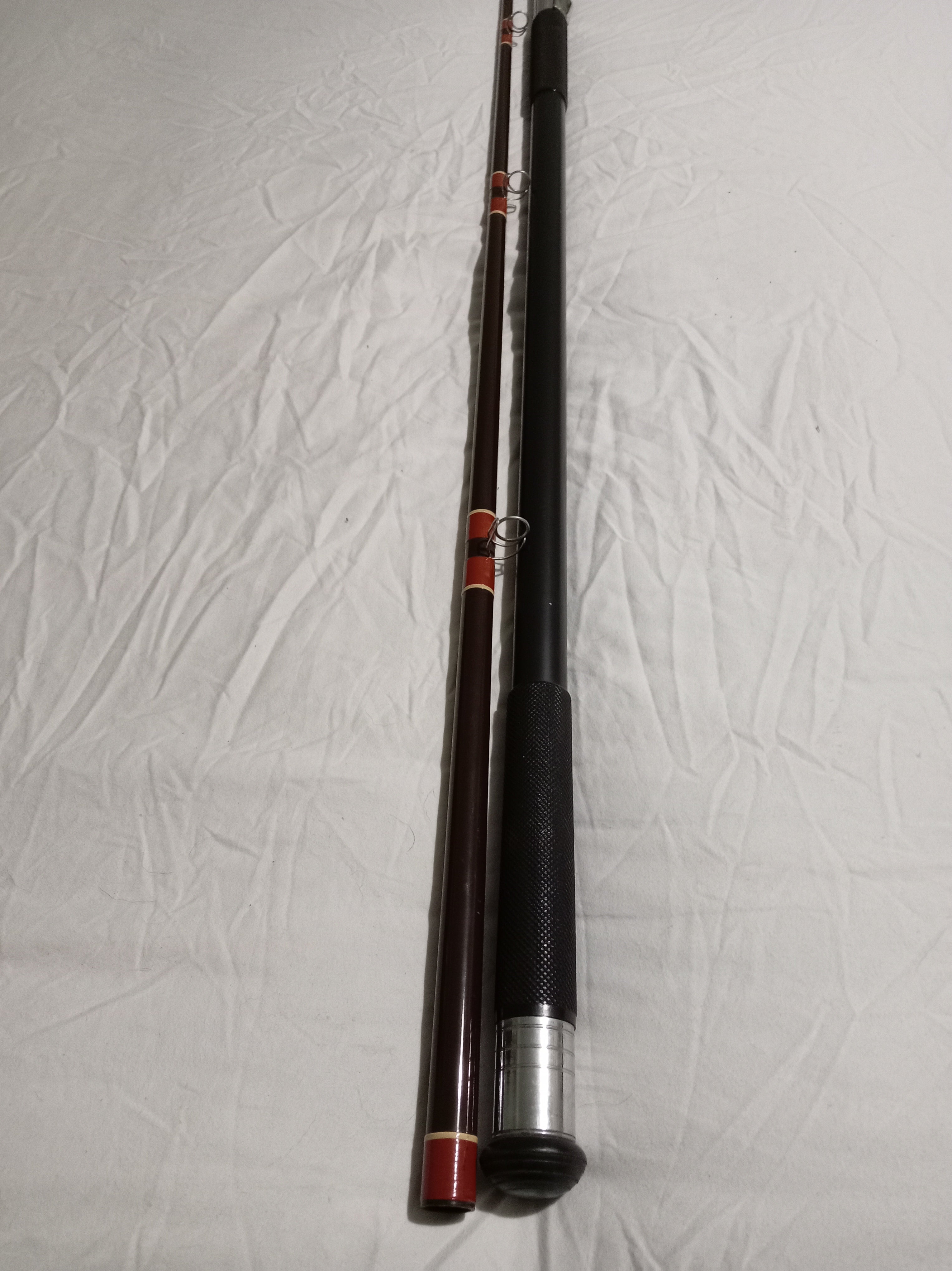 VINTAGE Milbro Terry Carroll CLASSIC Bass Surf F166/2 Rod - 12ft - SUPERB