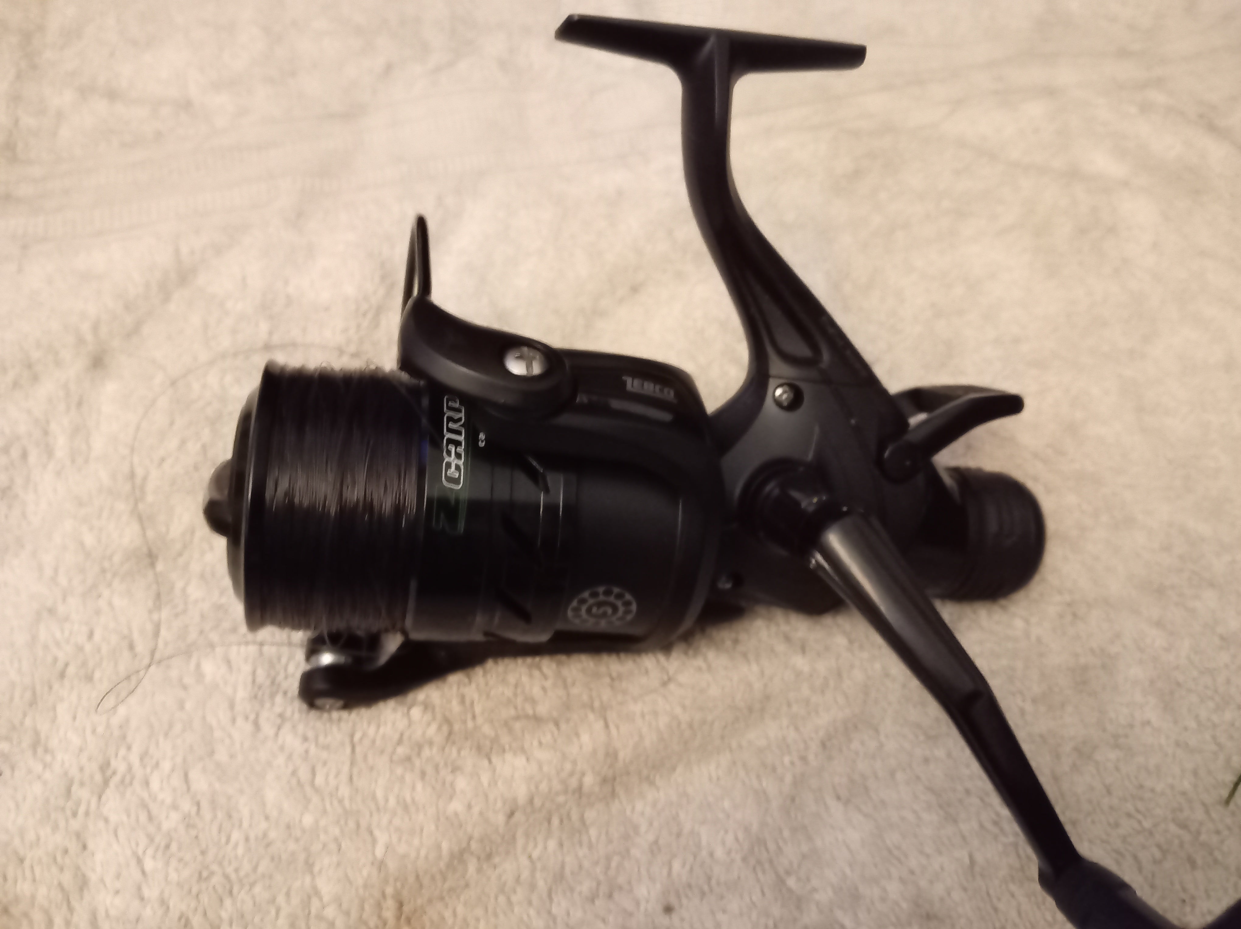 Zebco Z Carp 560 Runner Reels (Pair) - 5BB Free Spool - Loaded 12lb Mono - VGC