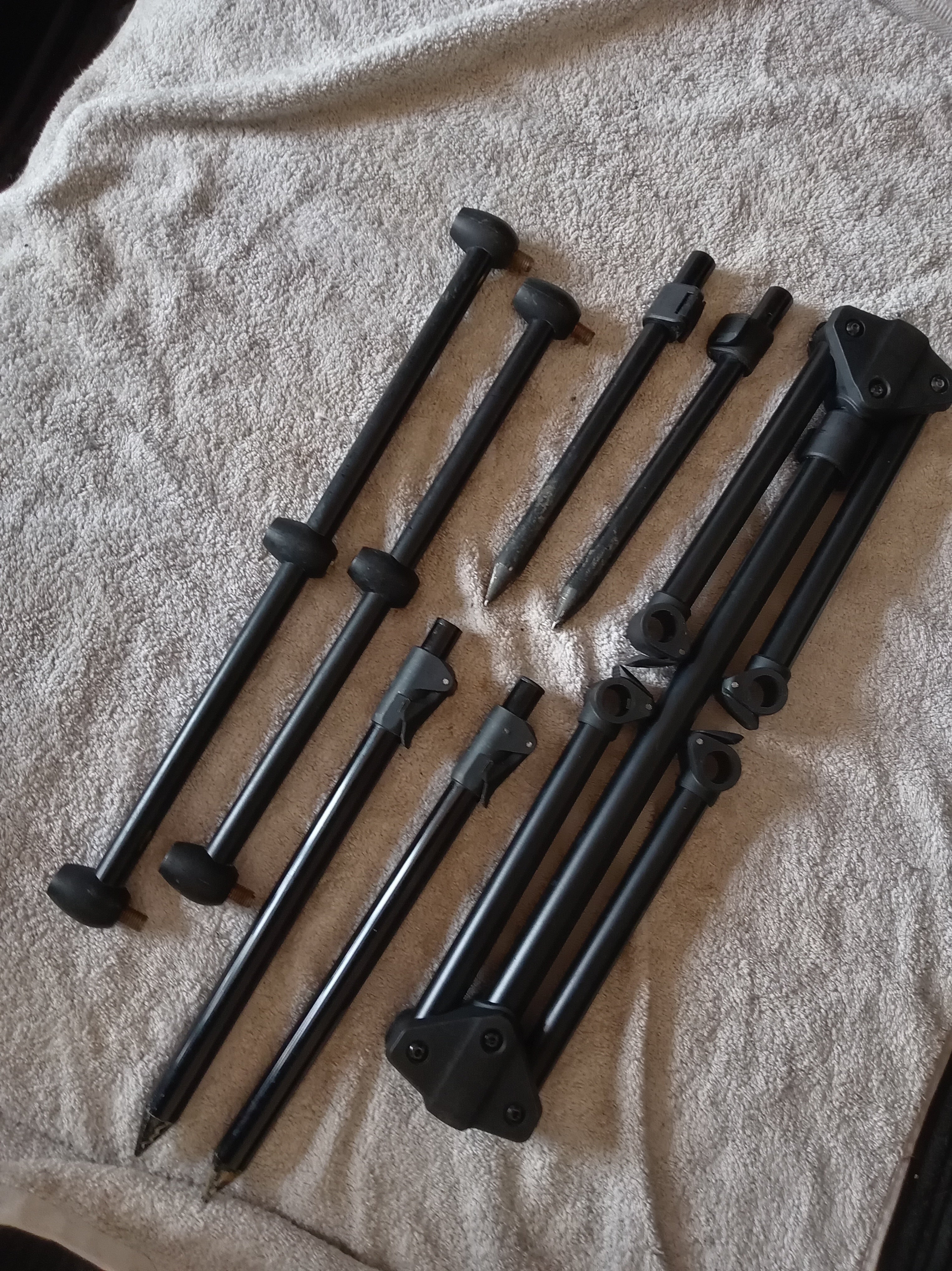 Sonik VaderX 3-Rod Pod - Adjustable Aluminium Rod Support - VGC
