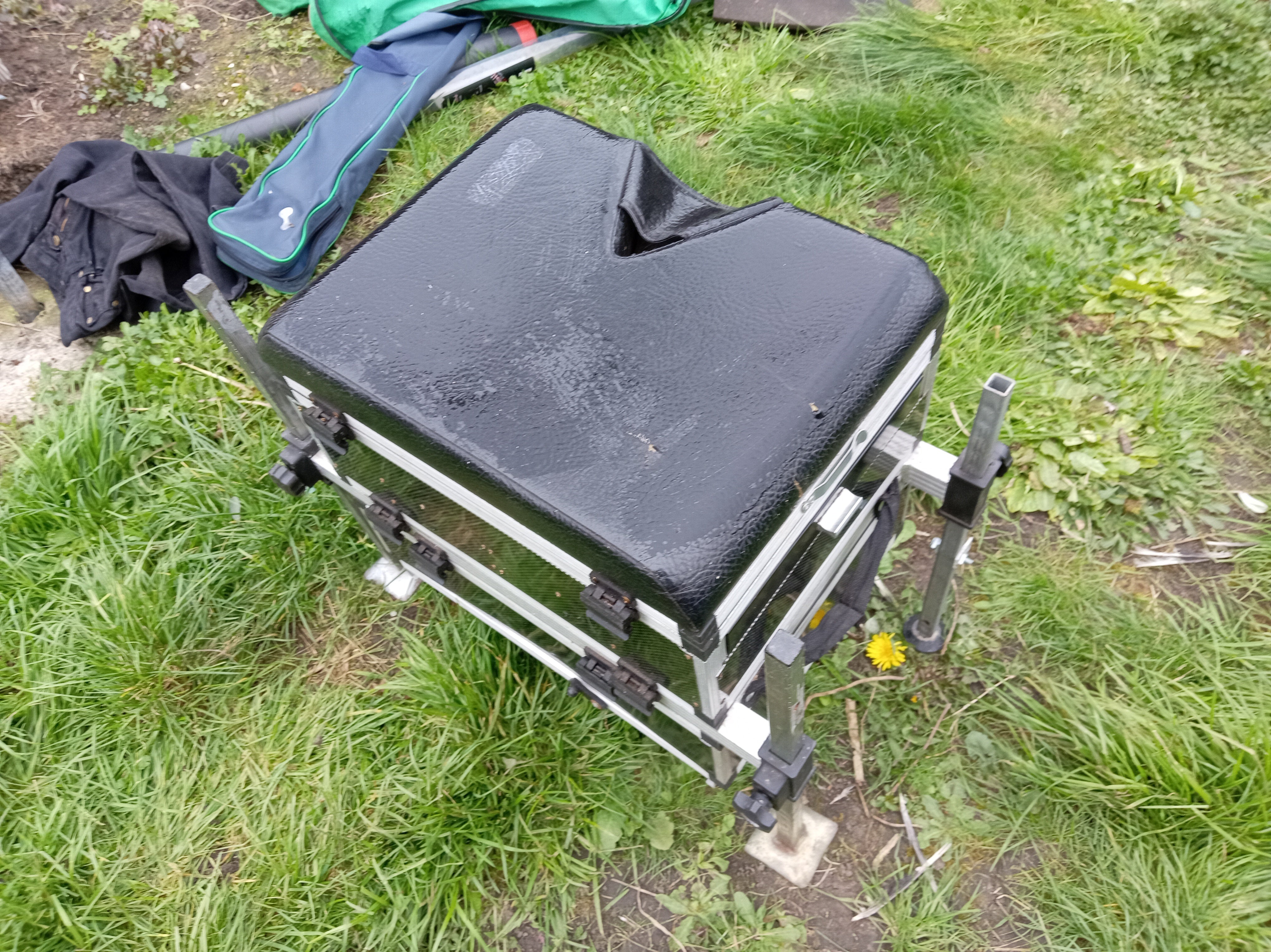 Ultimate Match Fishing Seatbox - Used Vintage Condition - Functional Affordable Tackle